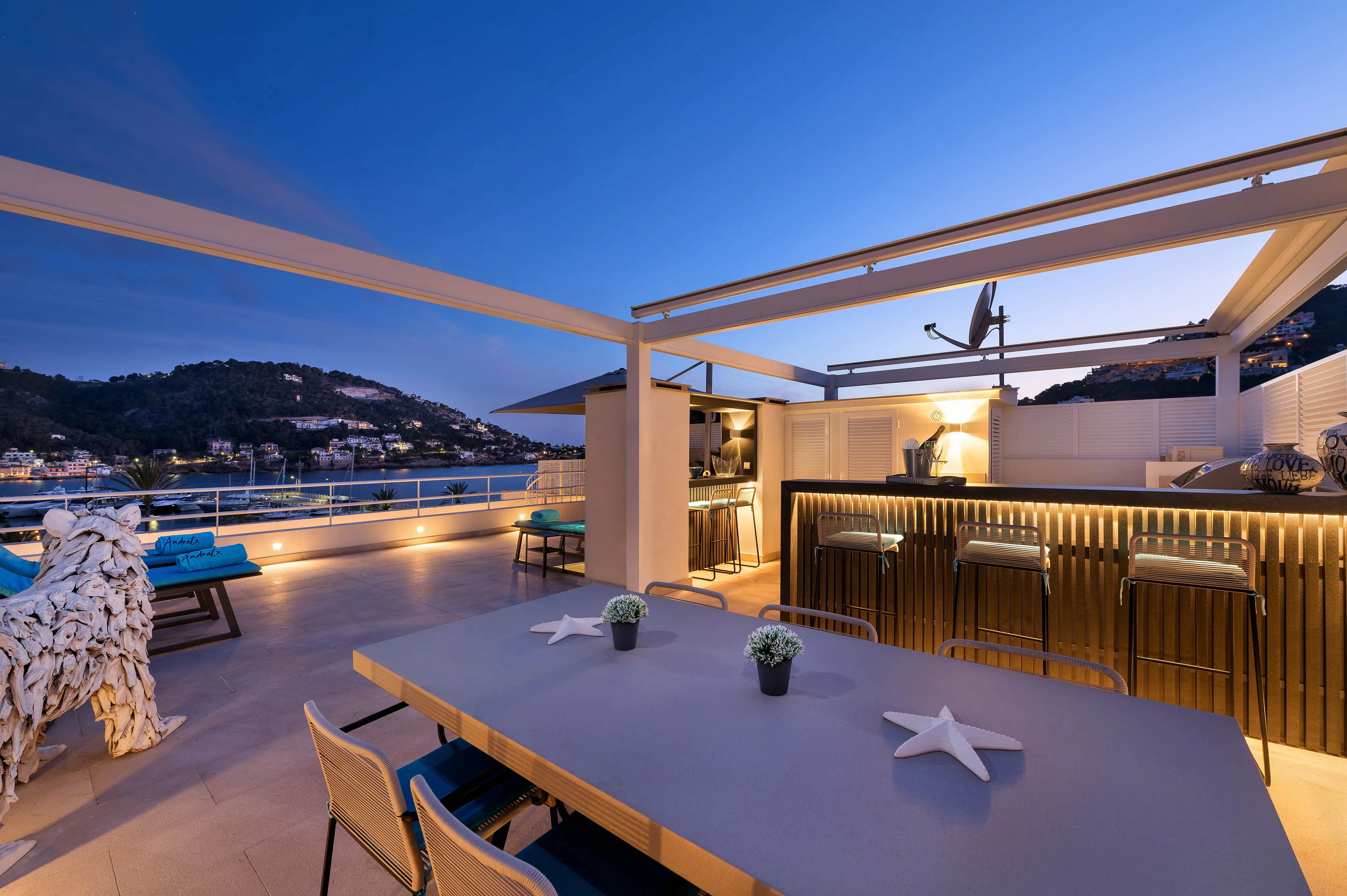 Ático de lujo totalmente reformado con espectaculares vistas al puerto en Port Andratx-24