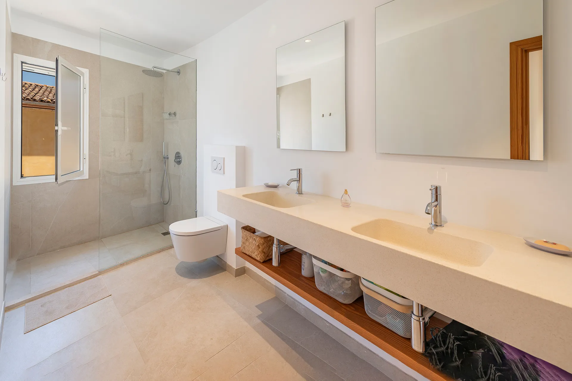 Amplia casa familiar con piscina privada y grandes terrazas en Sa Pobla-9