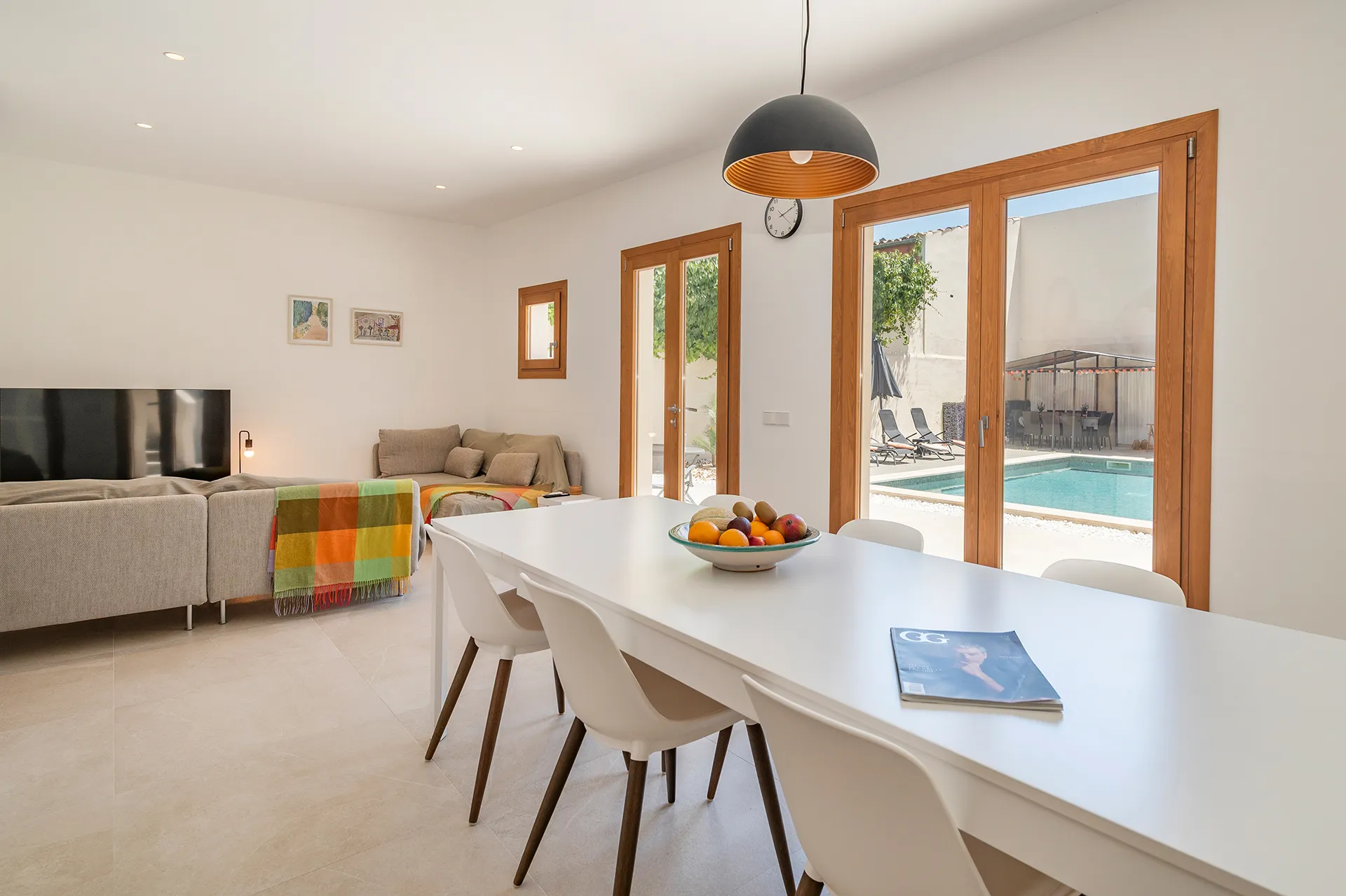 Amplia casa familiar con piscina privada y grandes terrazas en Sa Pobla-2