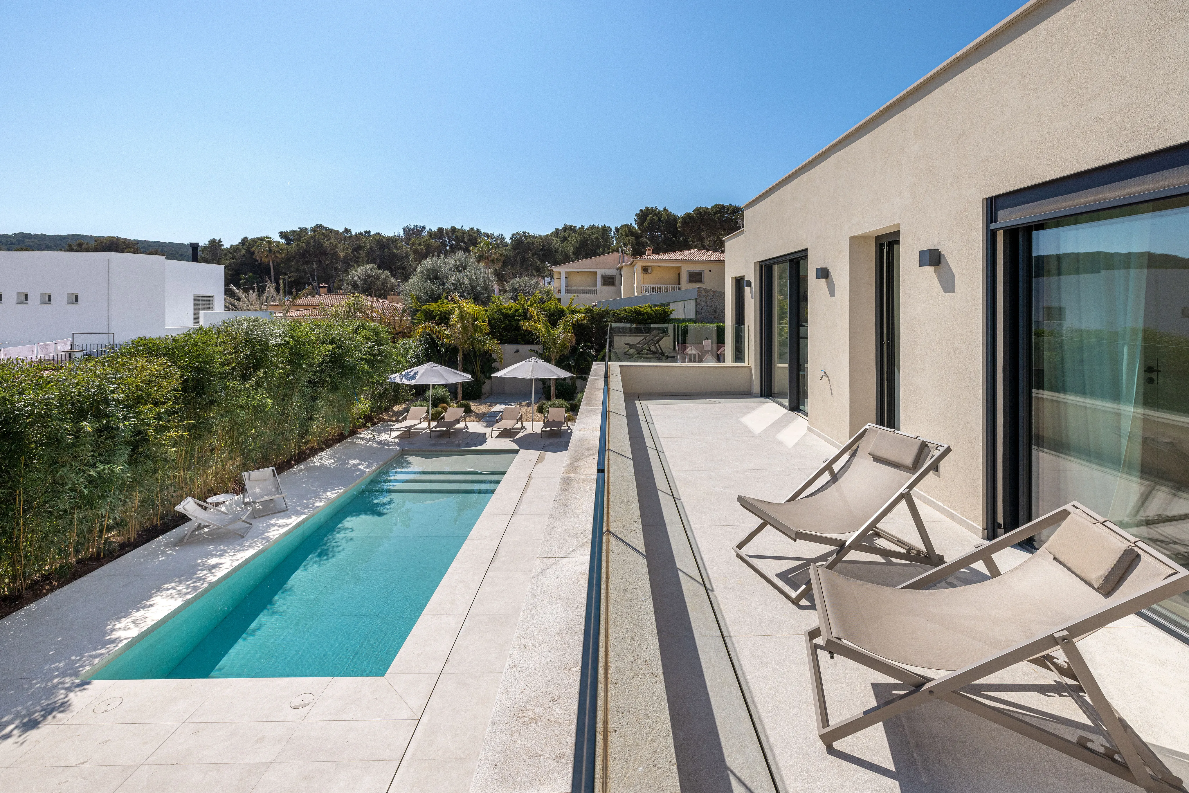 Exclusive villa with the highest level of comfort and a private pool-4