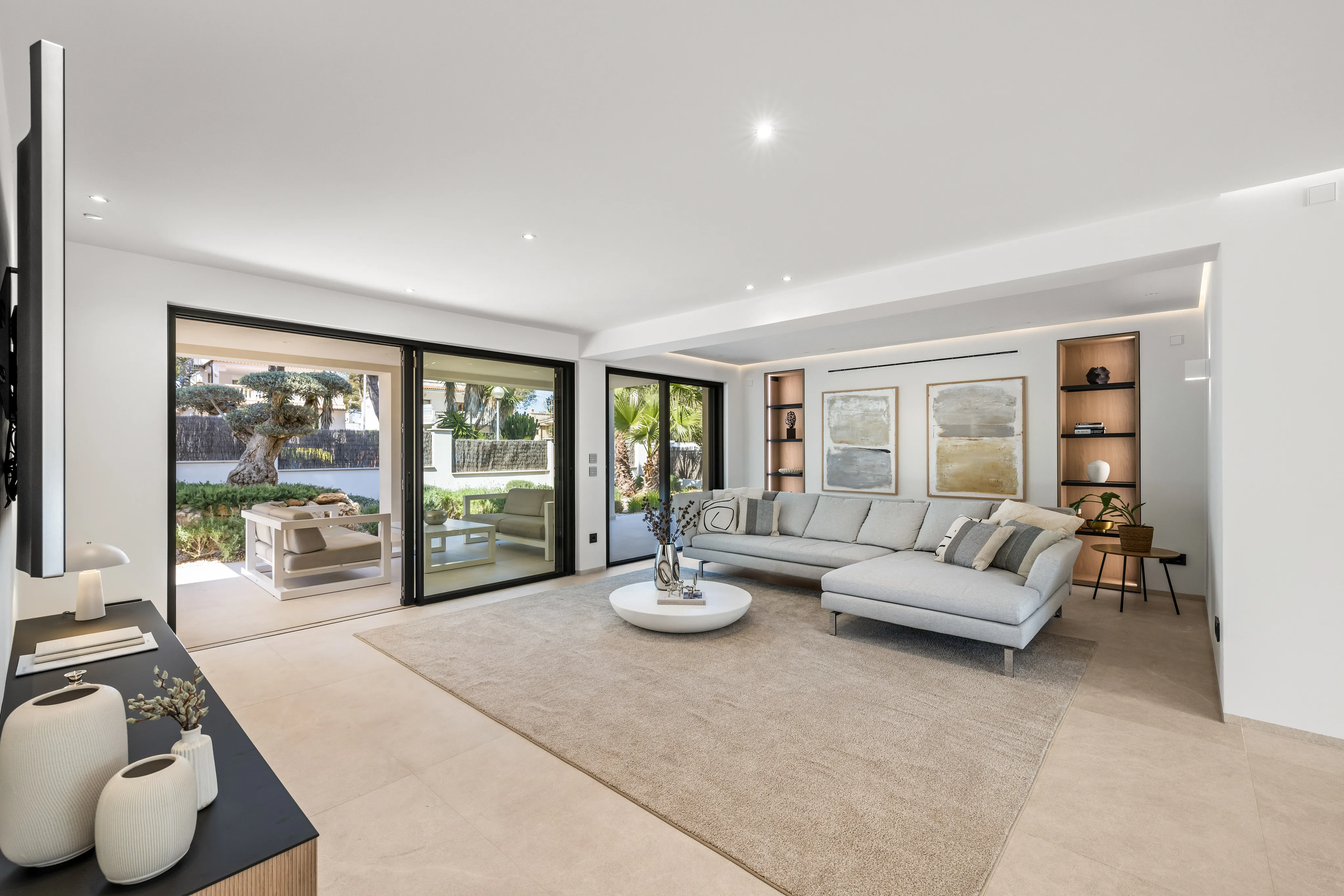 Exclusive villa with the highest level of comfort and a private pool-5