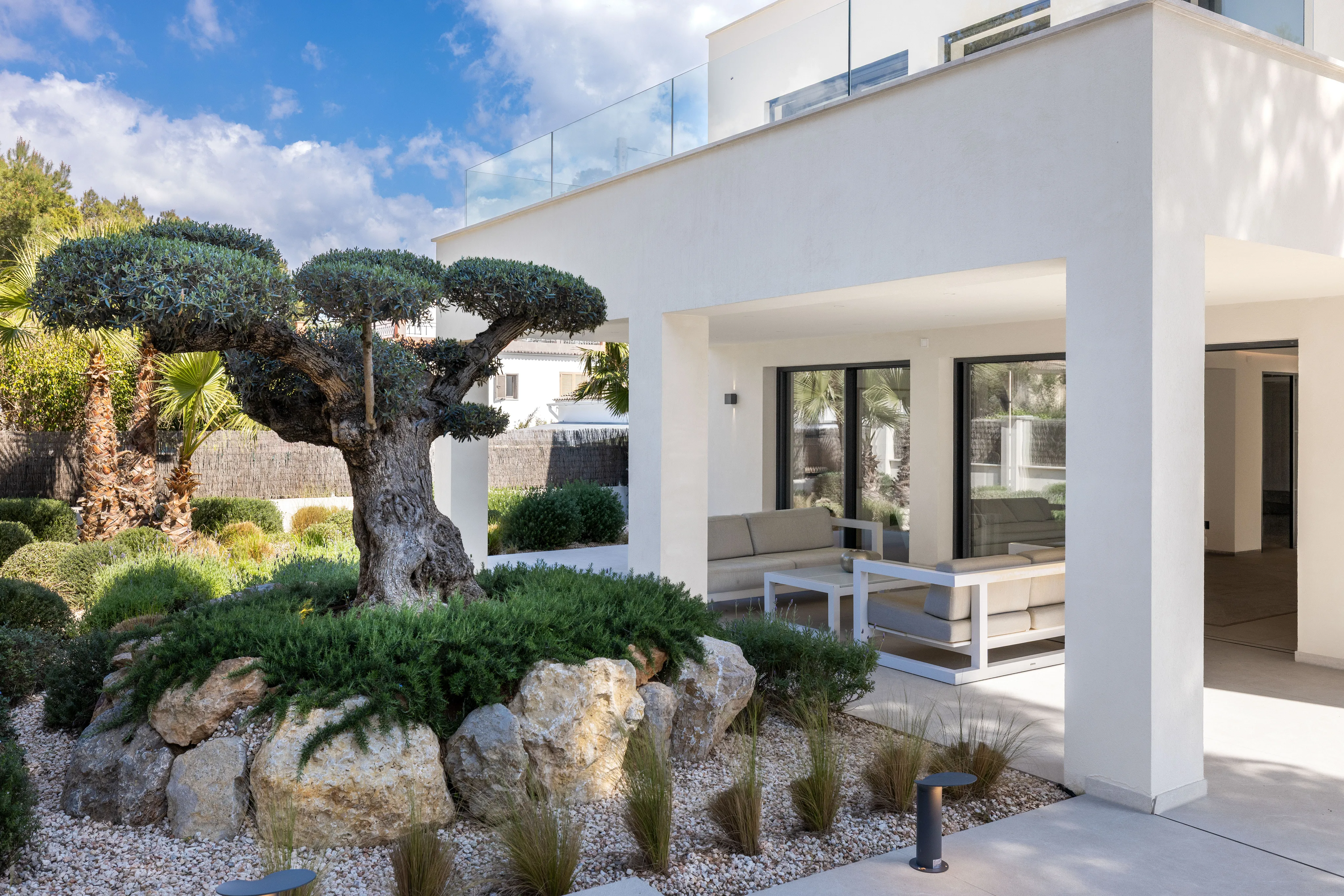 Exclusive villa with the highest level of comfort and a private pool-3