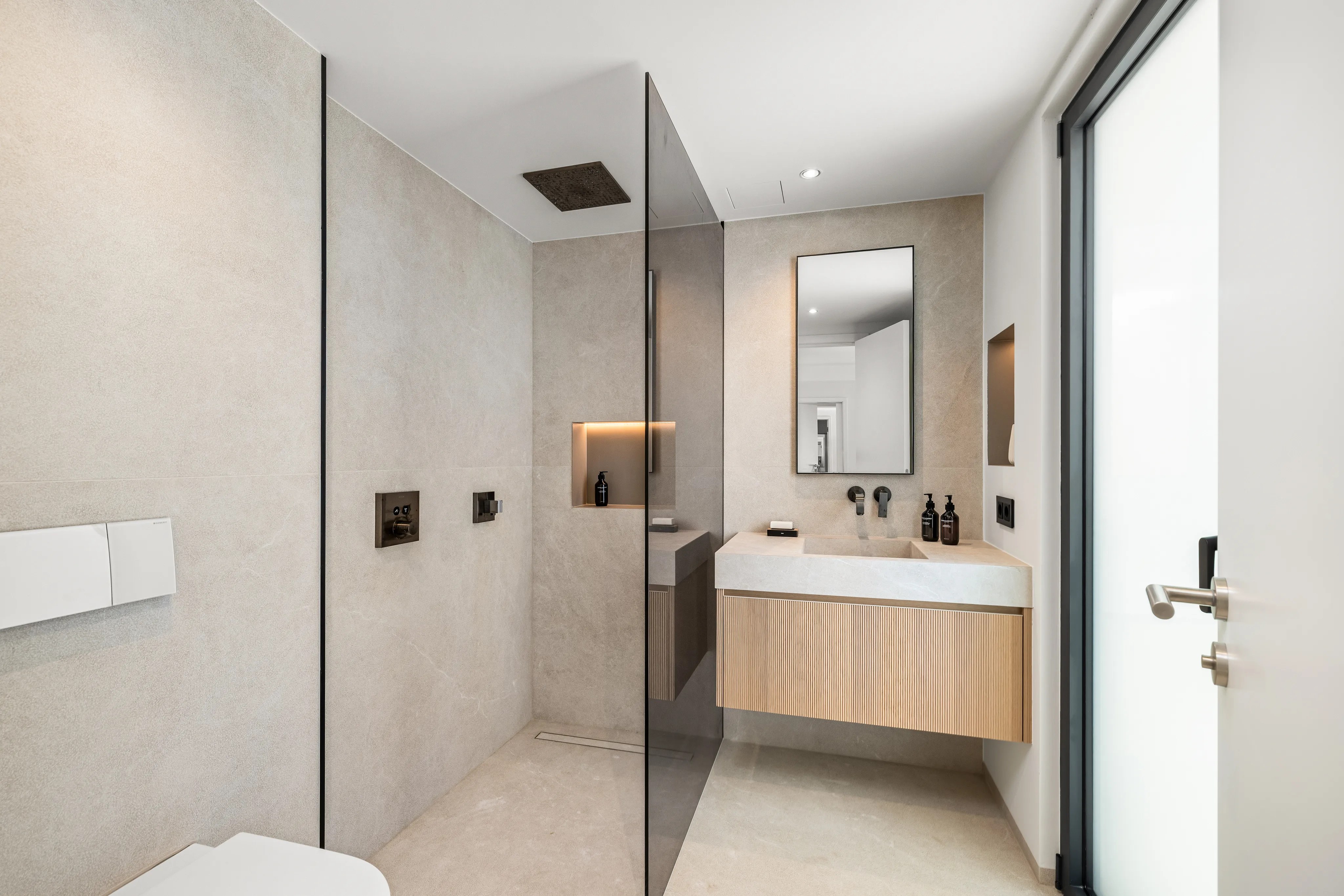 Exclusive villa with the highest level of comfort and a private pool-24