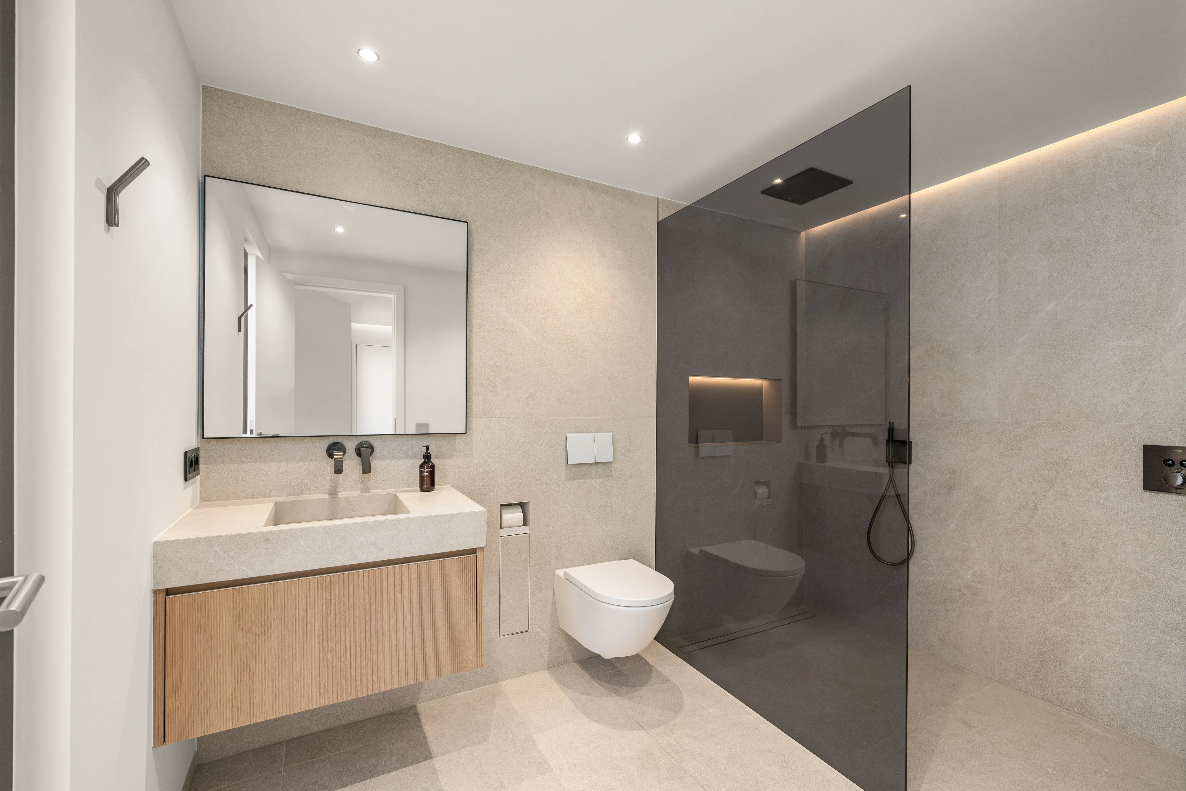 Exclusive villa with the highest level of comfort and a private pool-18