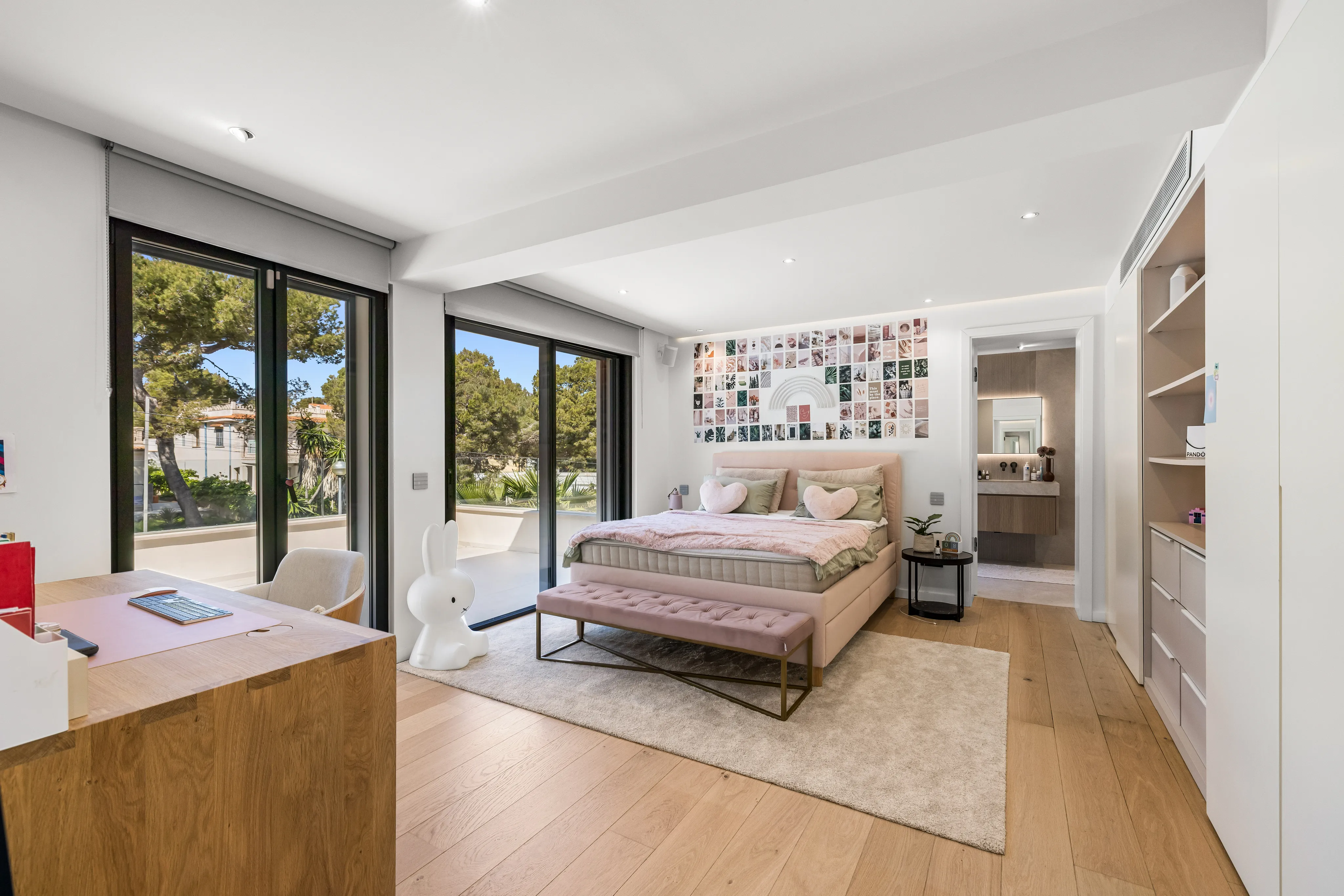 Exclusive villa with the highest level of comfort and a private pool-17