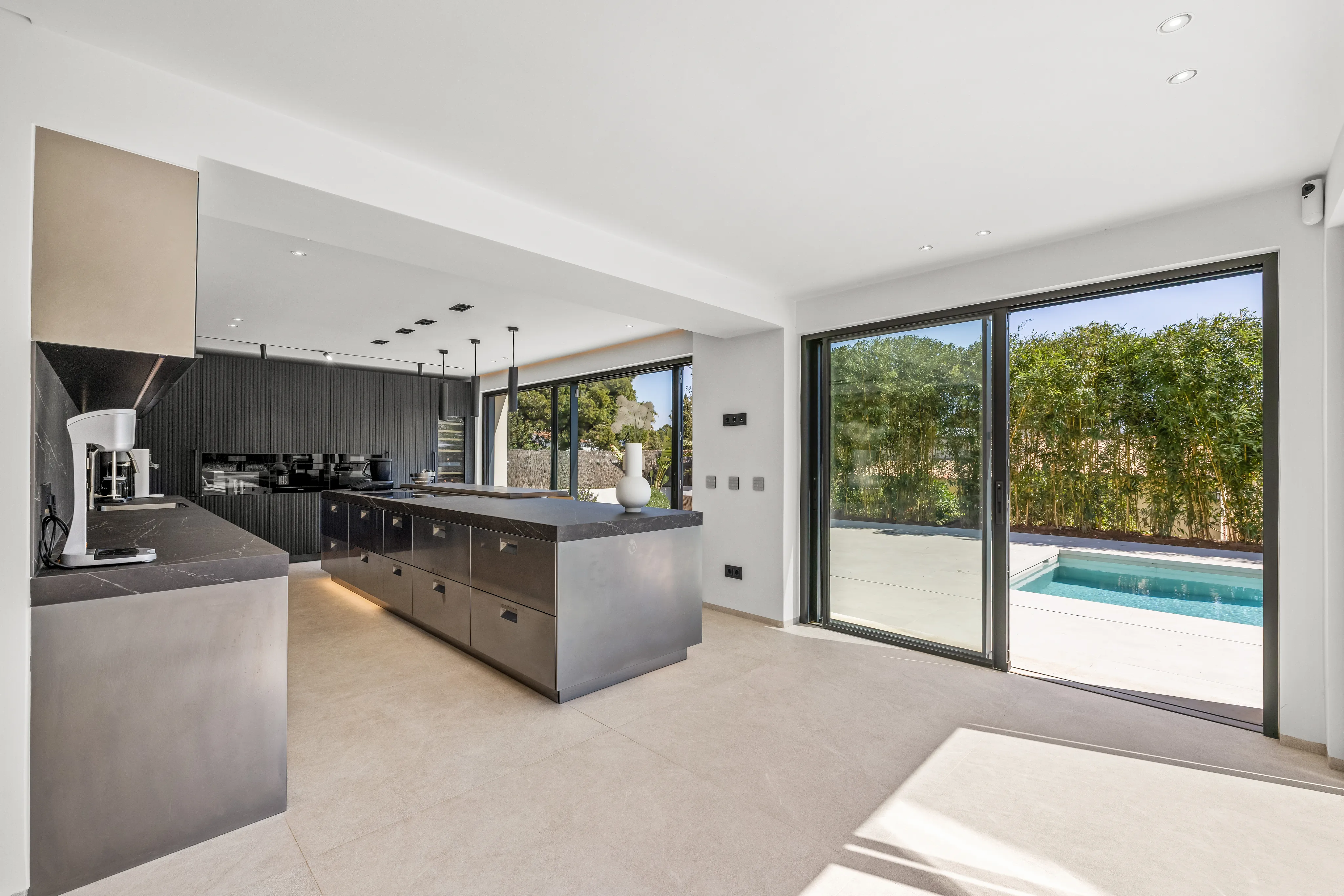 Exclusive villa with the highest level of comfort and a private pool-9