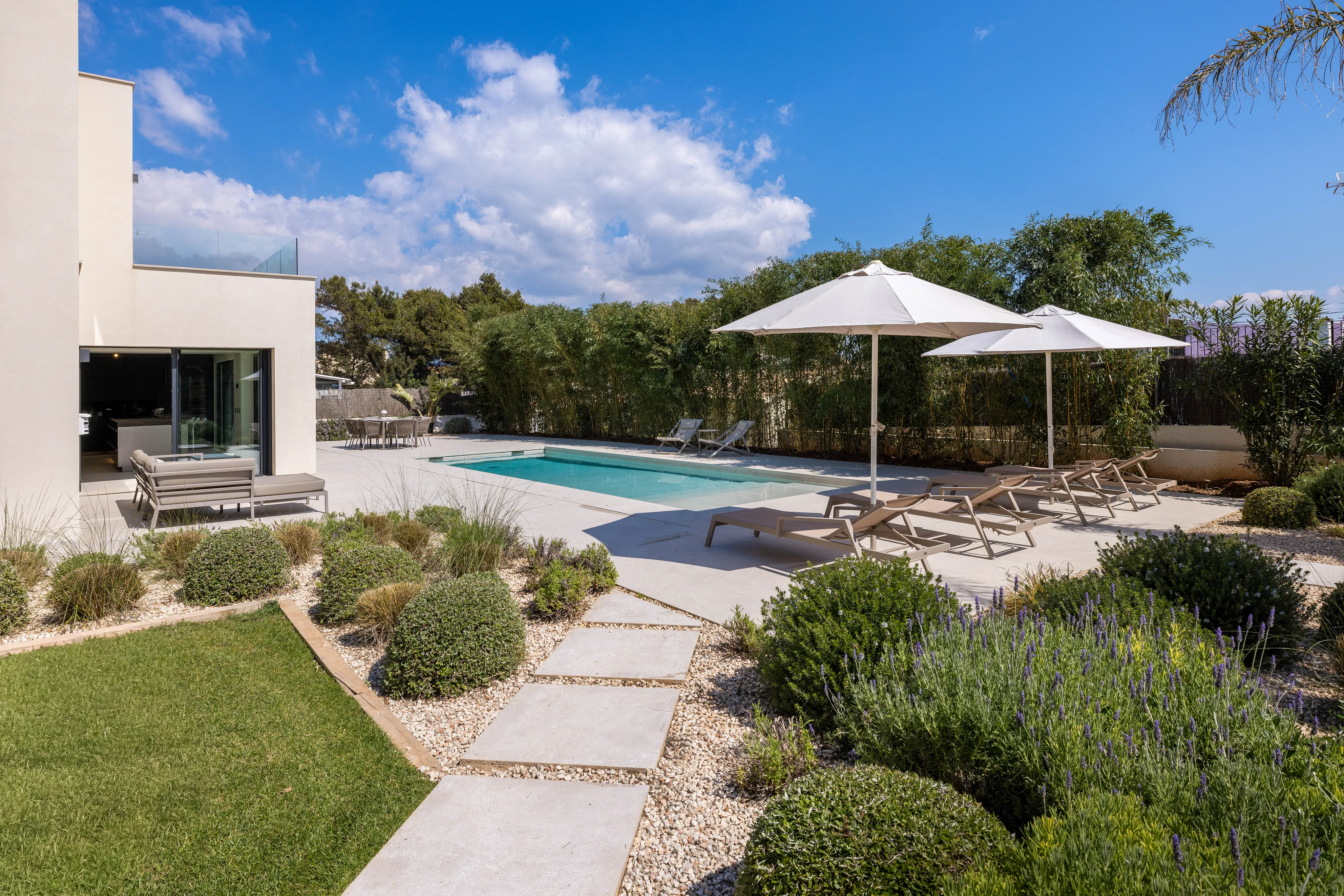 Exclusive villa with the highest level of comfort and a private pool-22