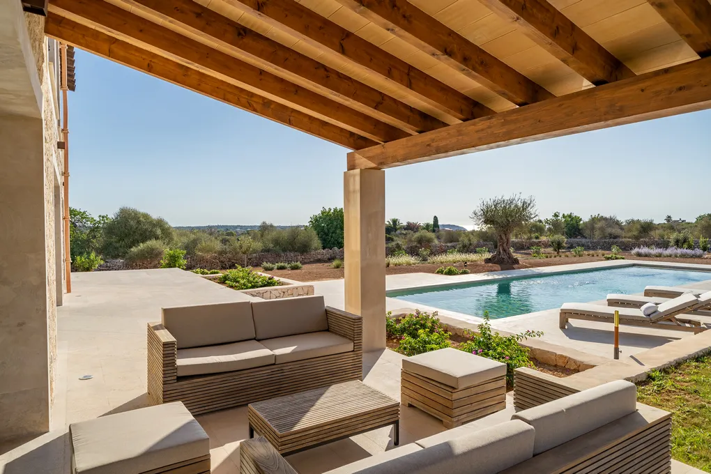 Stilvolle Neubaufinca mit Meerblick-3