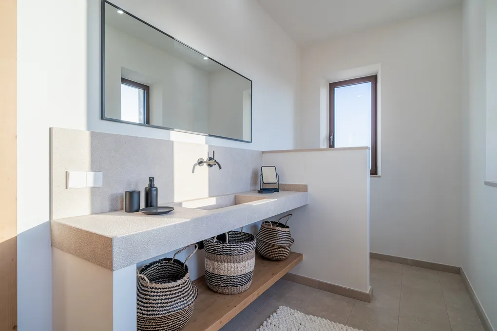 Elegant nybygget finca med havudsigt-11