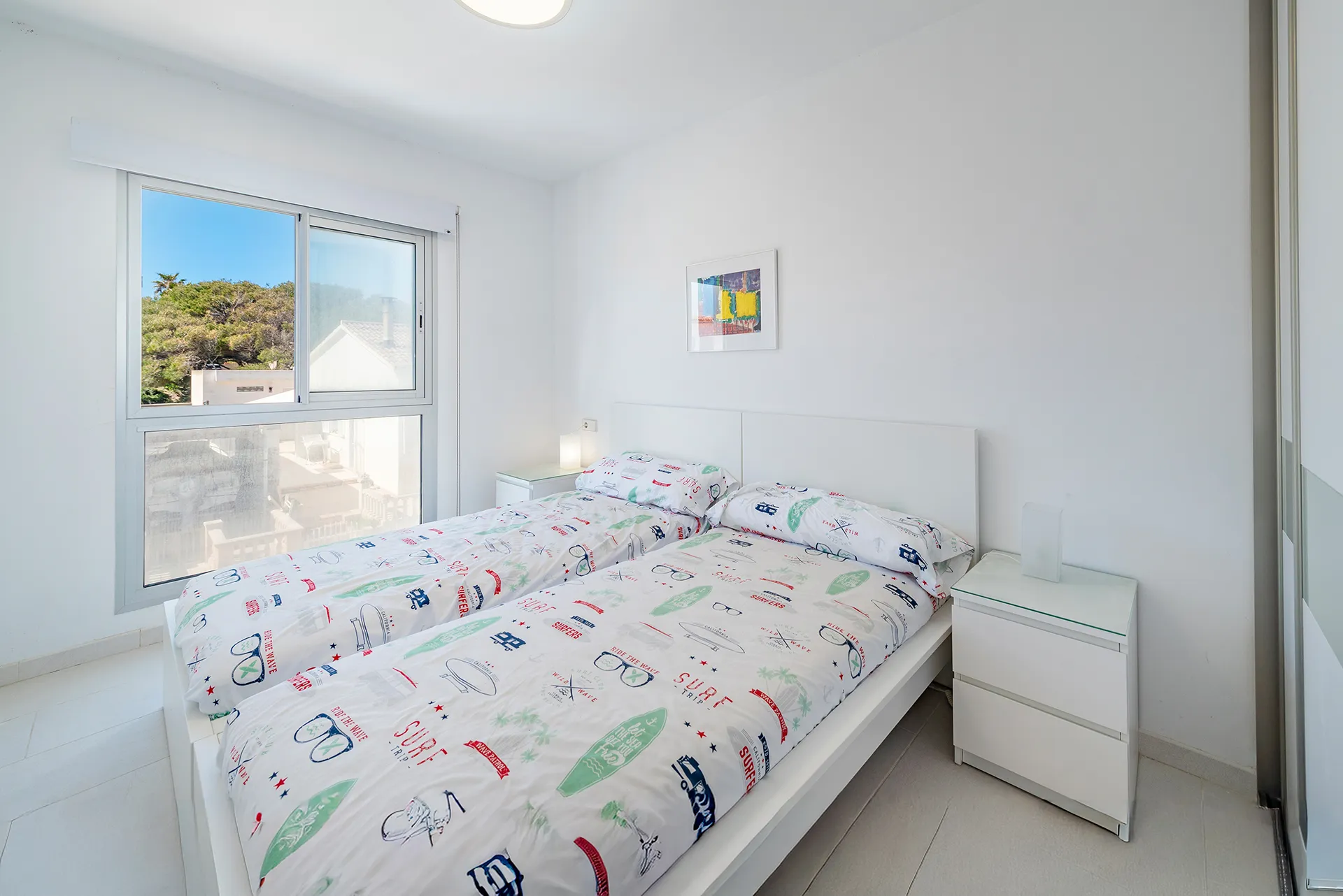 Dúplex en primera línea con vistas panorámicas al mar y licencia ETV-12