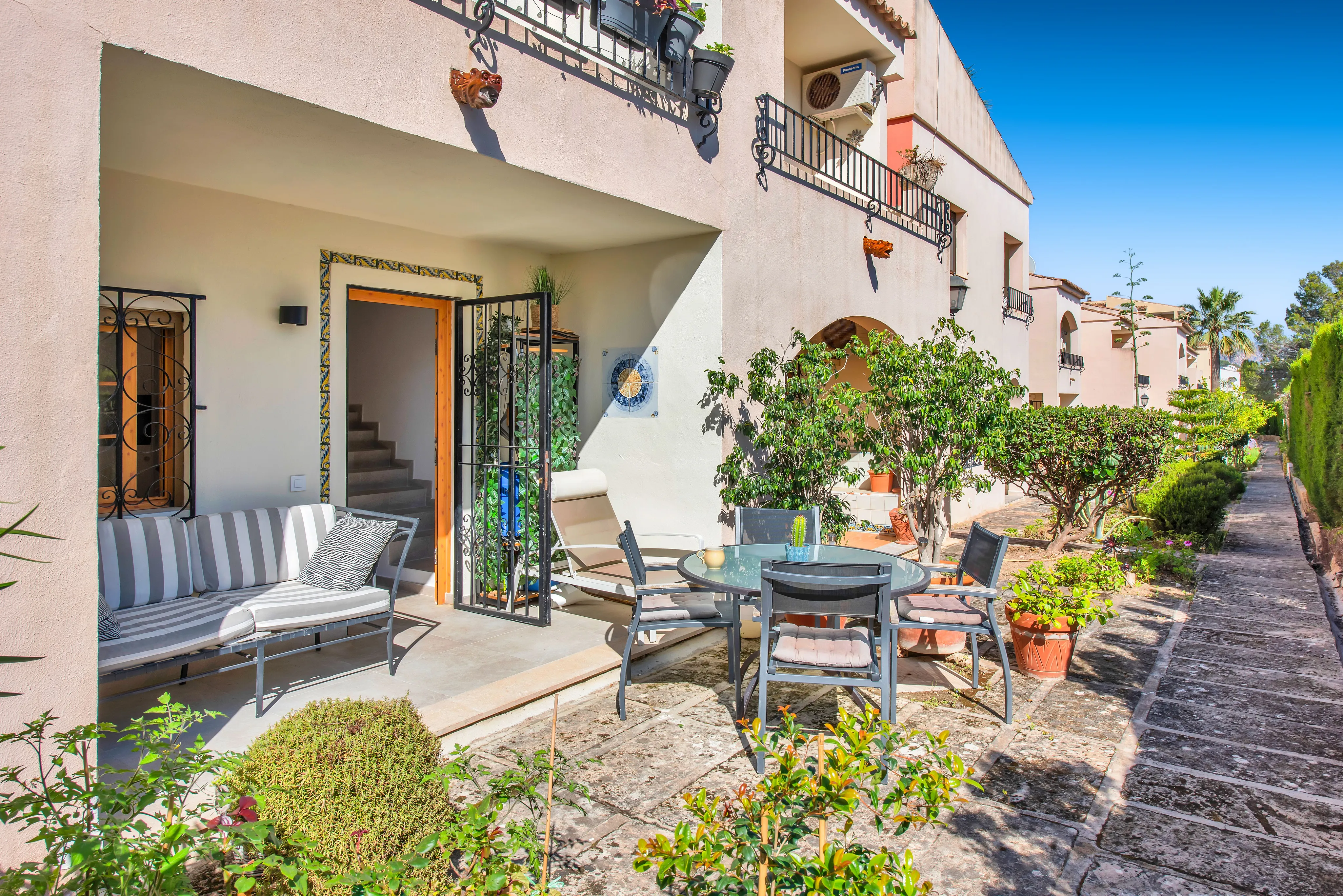 Middelhavs-casita kun 3 minutters gang fra stranden i Santa Ponsa-1