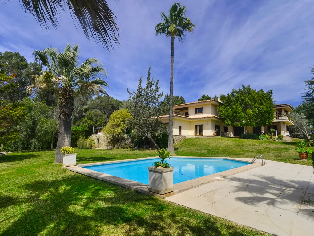 Finca mit schönem Blick nahe Inca-1