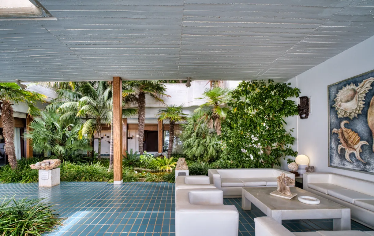 Unique property in first sea line with private sea access-8