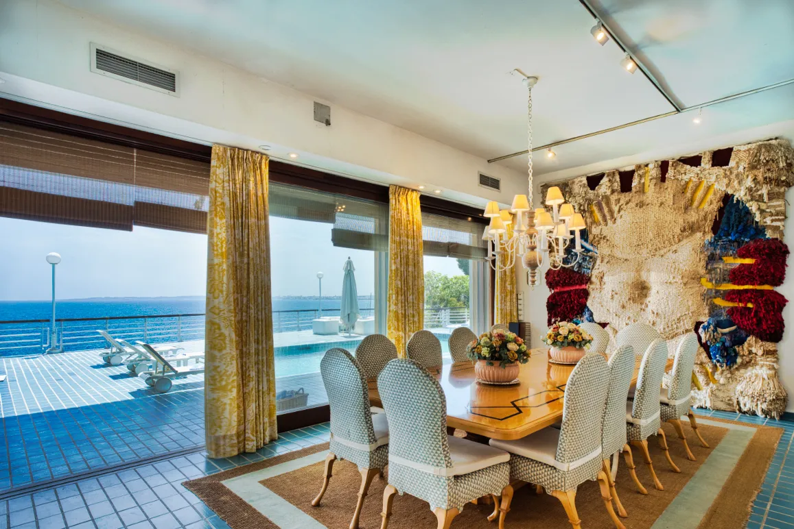 Unique property in first sea line with private sea access-6