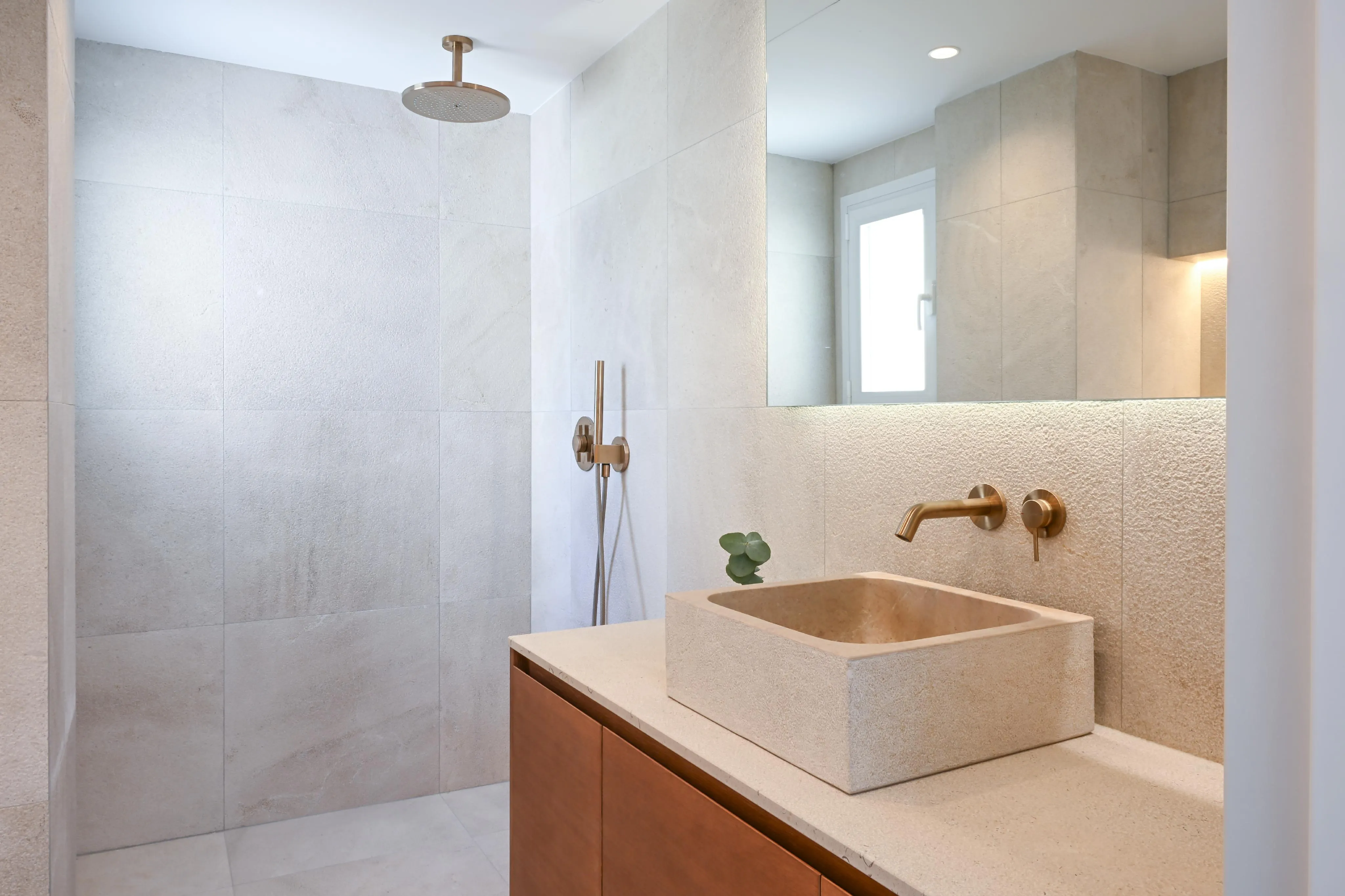 Prachtig triplex penthouse met spectaculair uitzicht op zee-11