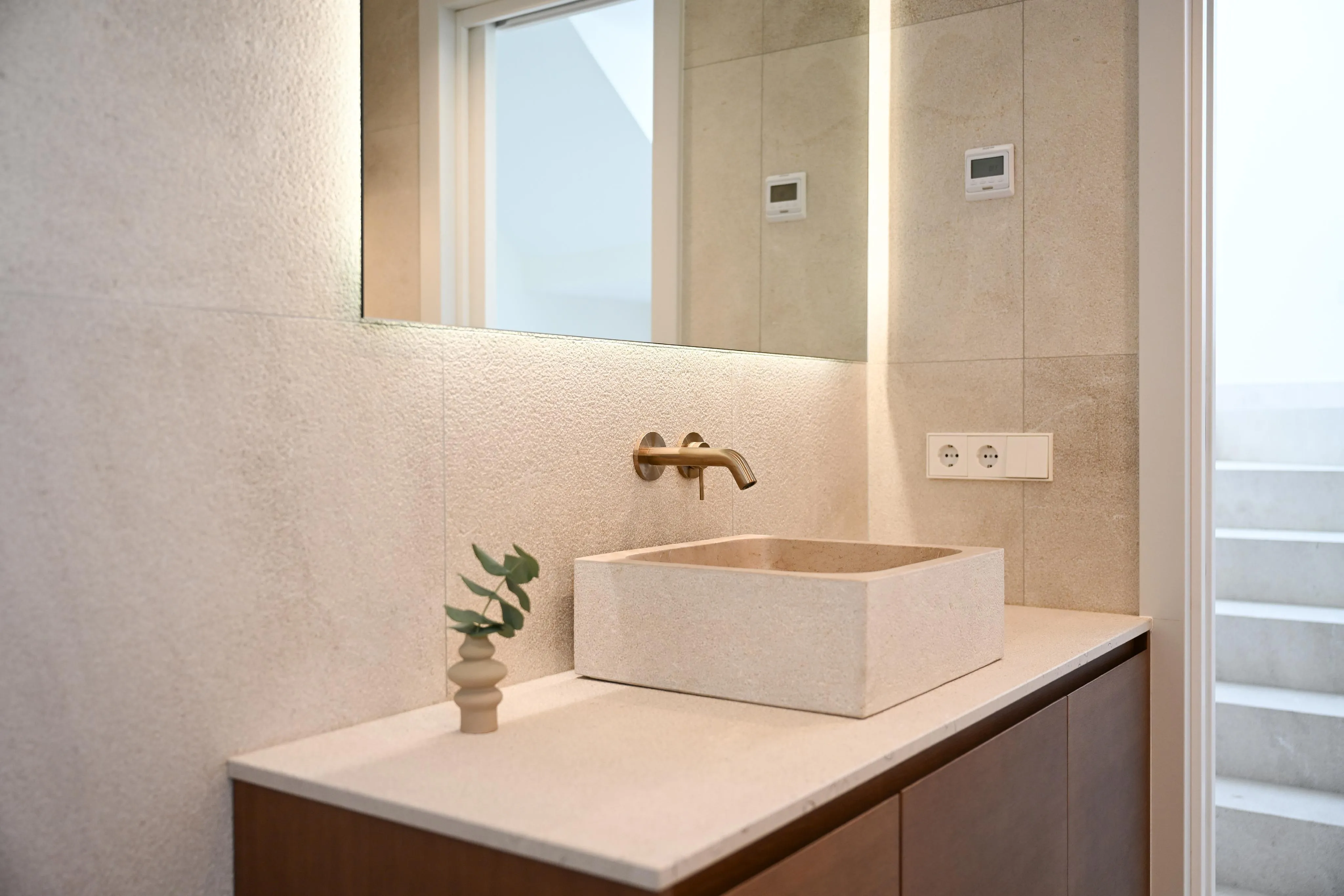 Stunning Triplex Penthouse with Spectacular Seaviews-13