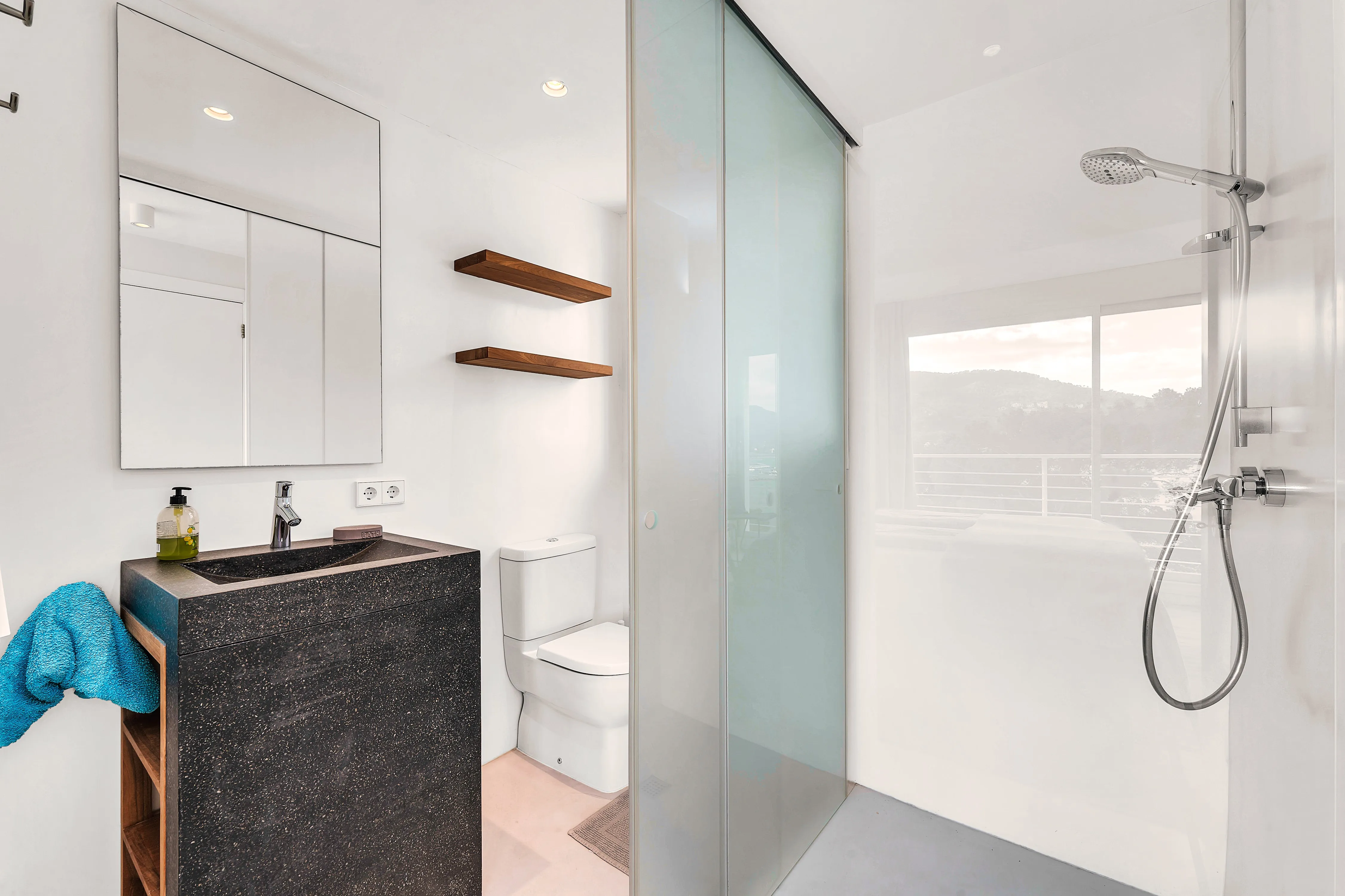 Volledig gerenoveerd huis met uitzicht op de haven in Port Andratx-11