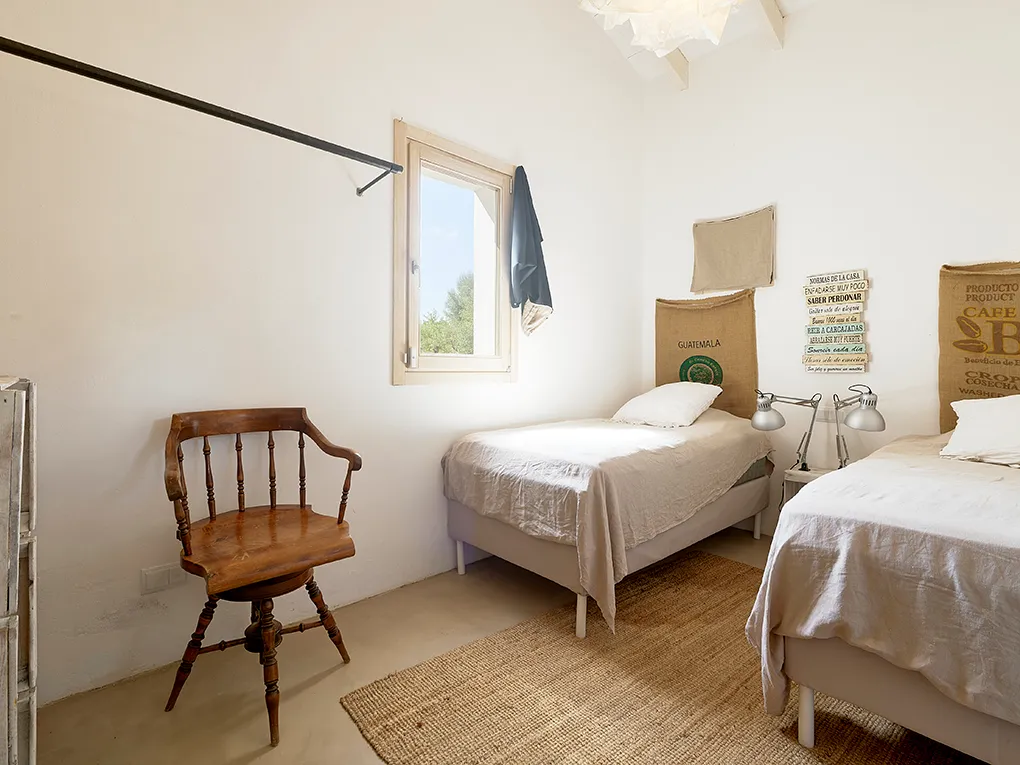 Stilfuld finca med udsigt i Establiments-13