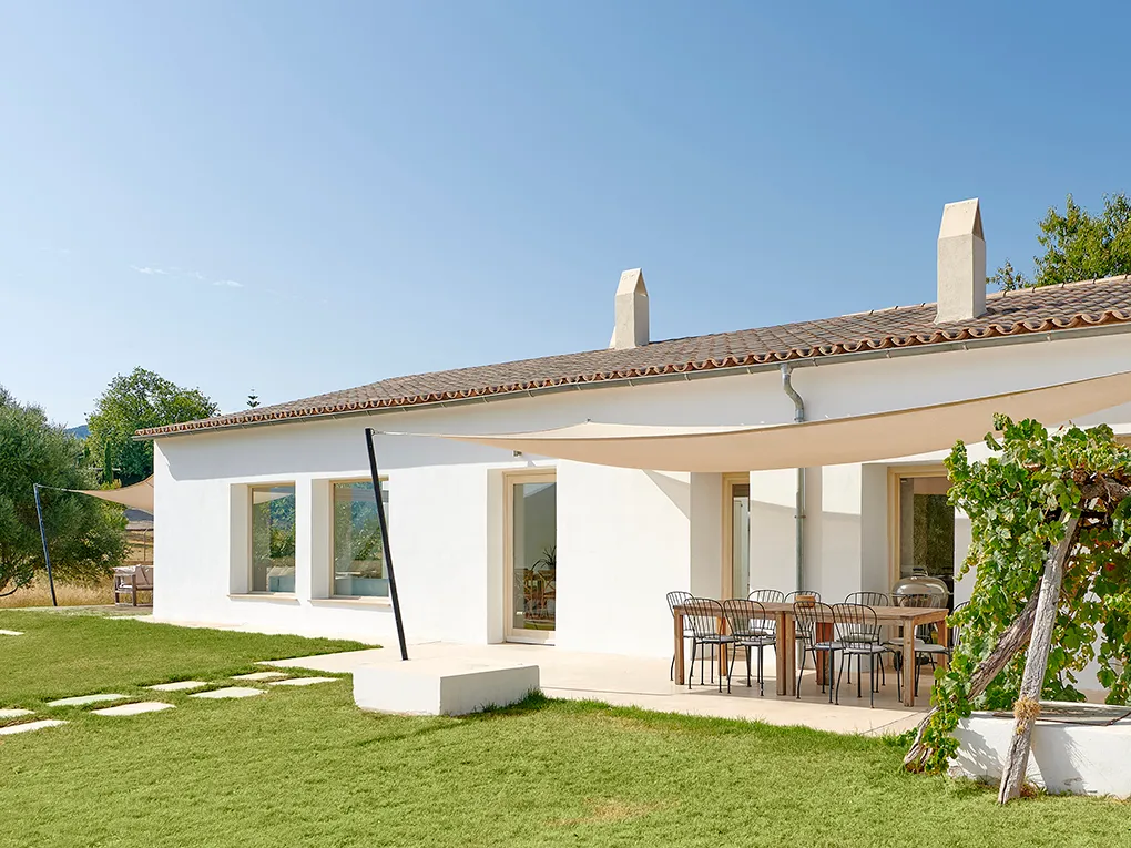 Stilfuld finca med udsigt i Establiments-19