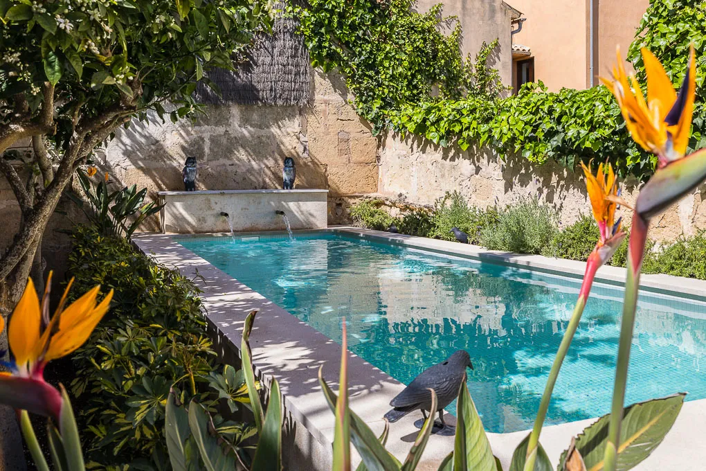 Casa de pueblo reformada con piscina y vistas-15