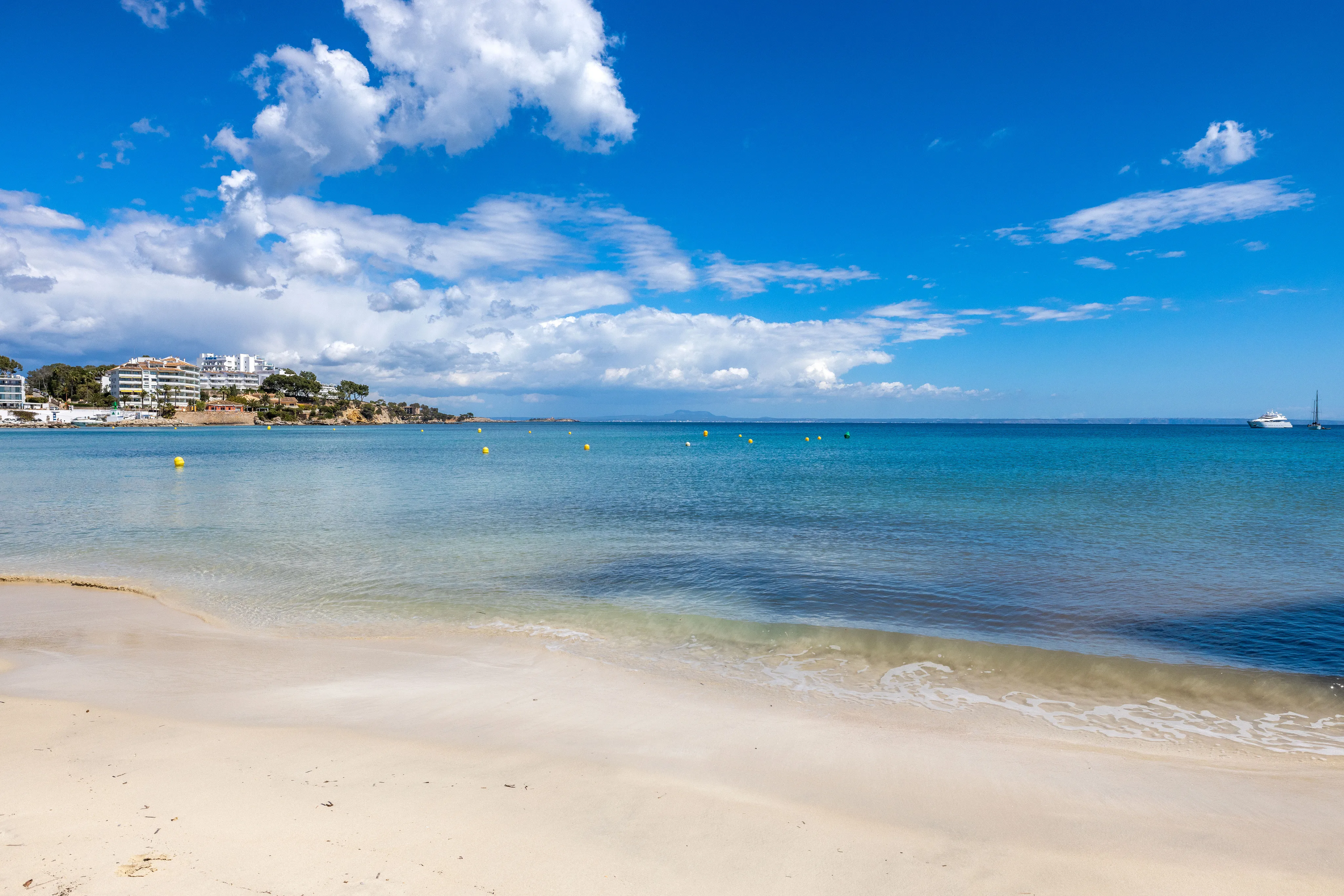 Vila mediterrània en un oasi privat  en Palmanova-24