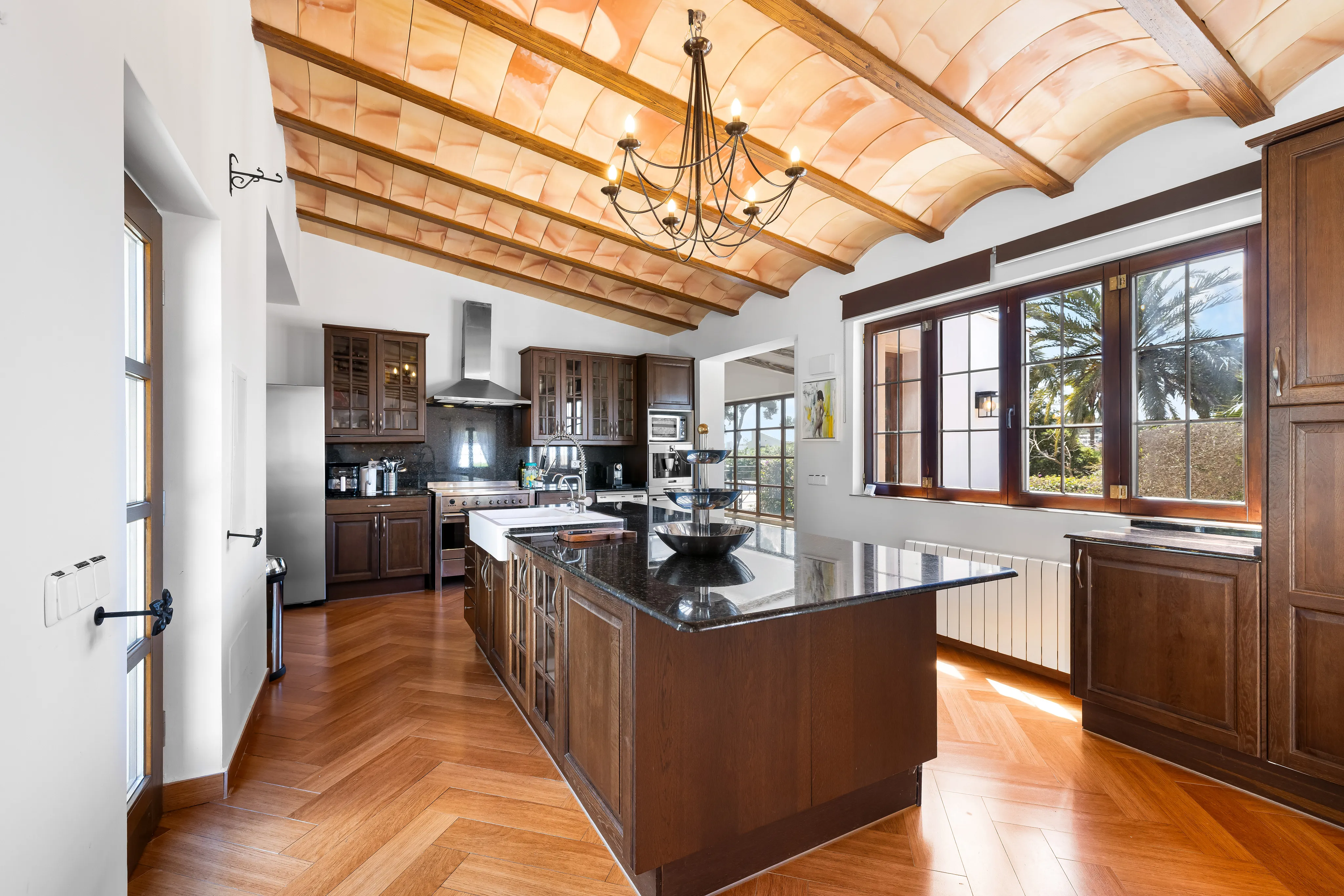 Vila mediterrània en un oasi privat  en Palmanova-7