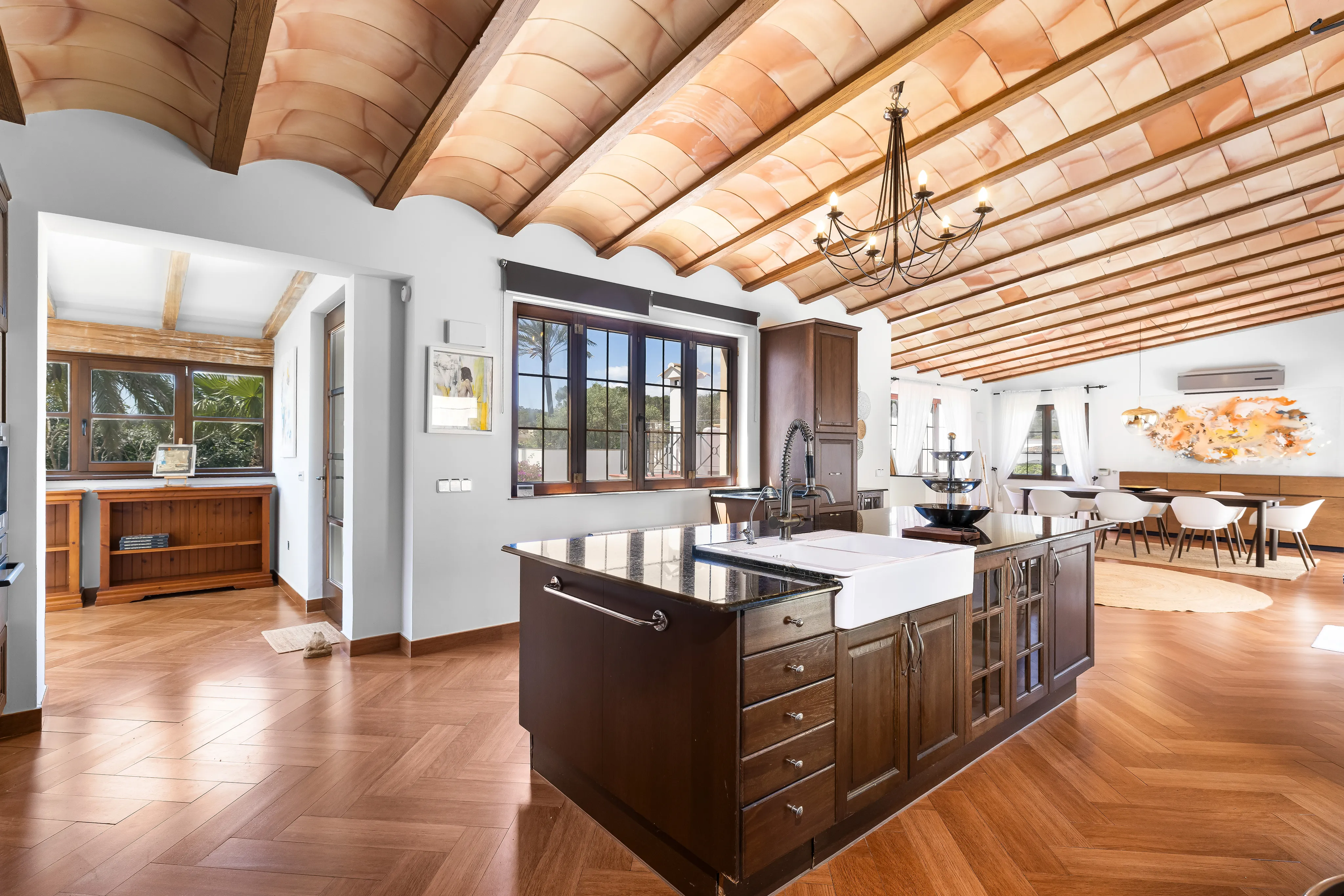 Vila mediterrània en un oasi privat  en Palmanova-6