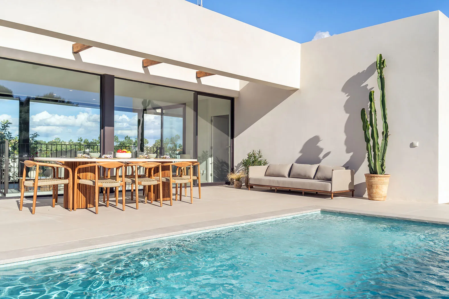 New development: Contemporary villas near the beach-18