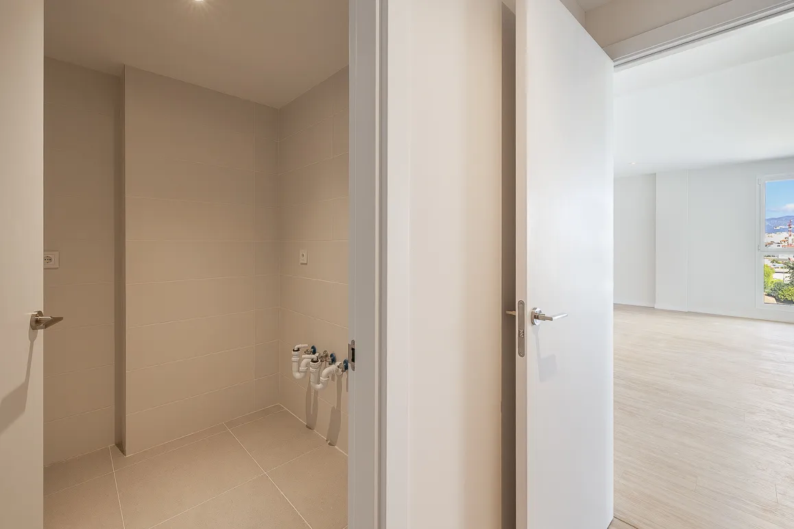 Modern apartment with terrace and underground parking-13