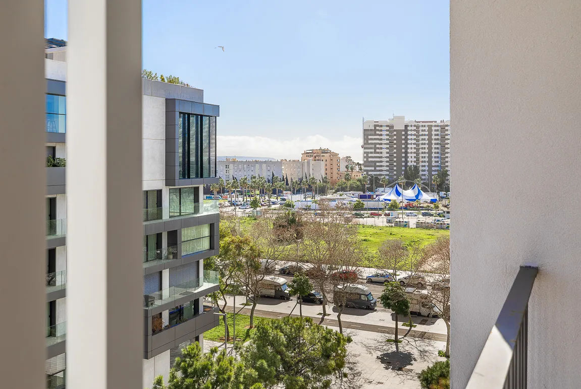 Modern apartment with terrace and underground parking-7