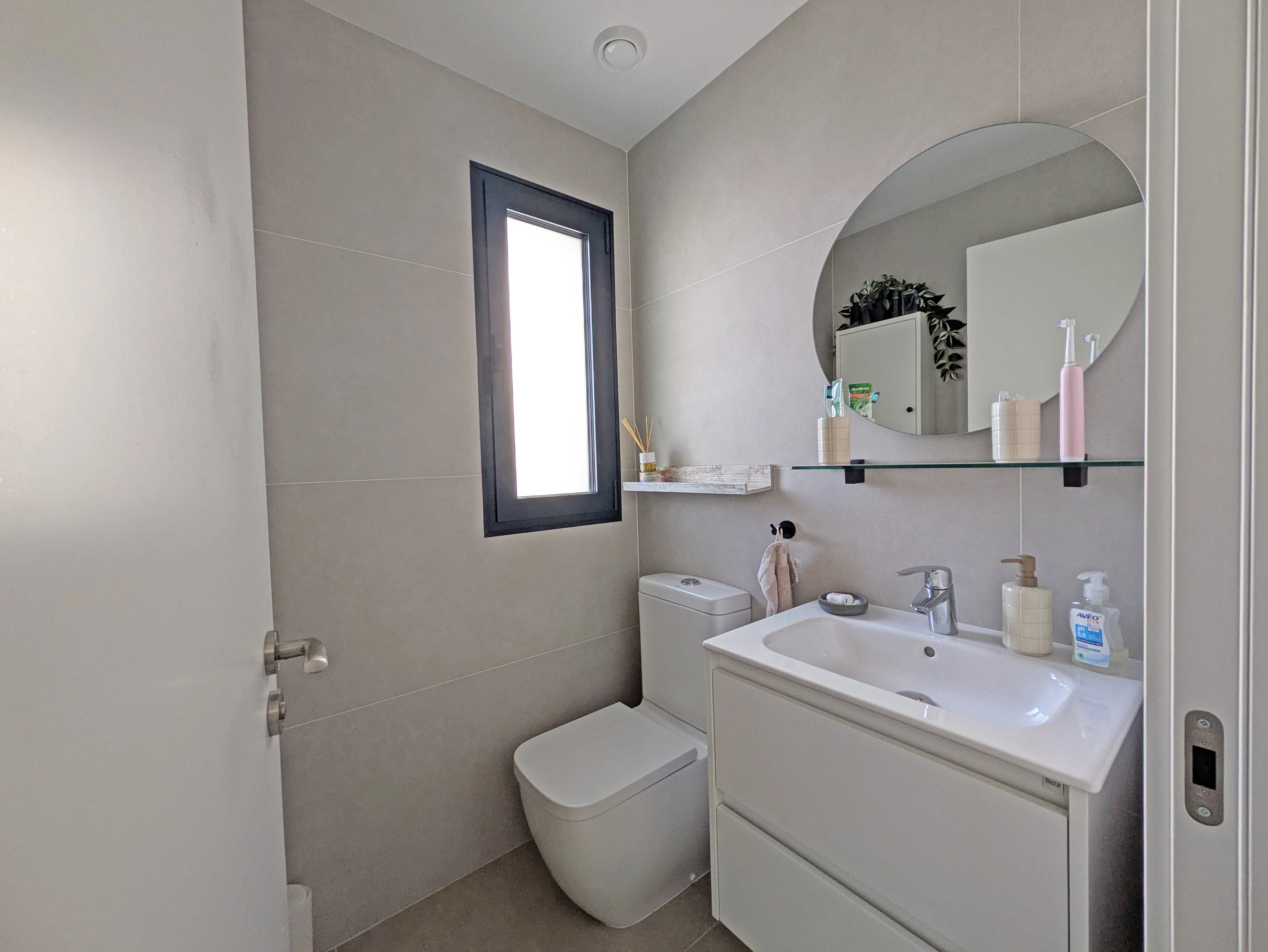 Nowy dom w zabudowie bliźniaczej w Las Palmeras-7