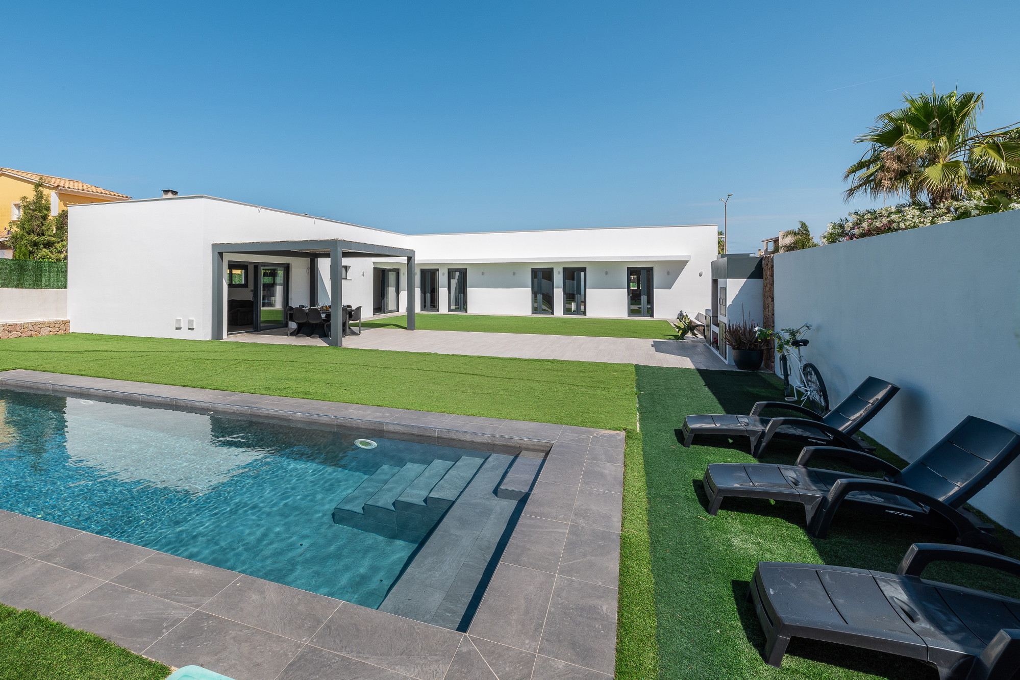 Moderner Bungalow in Sa Torre