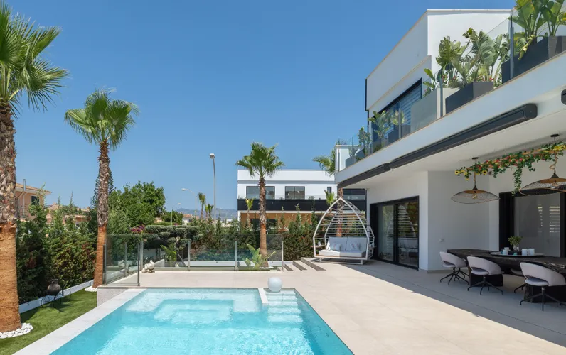 Elegance and comfort near Palma