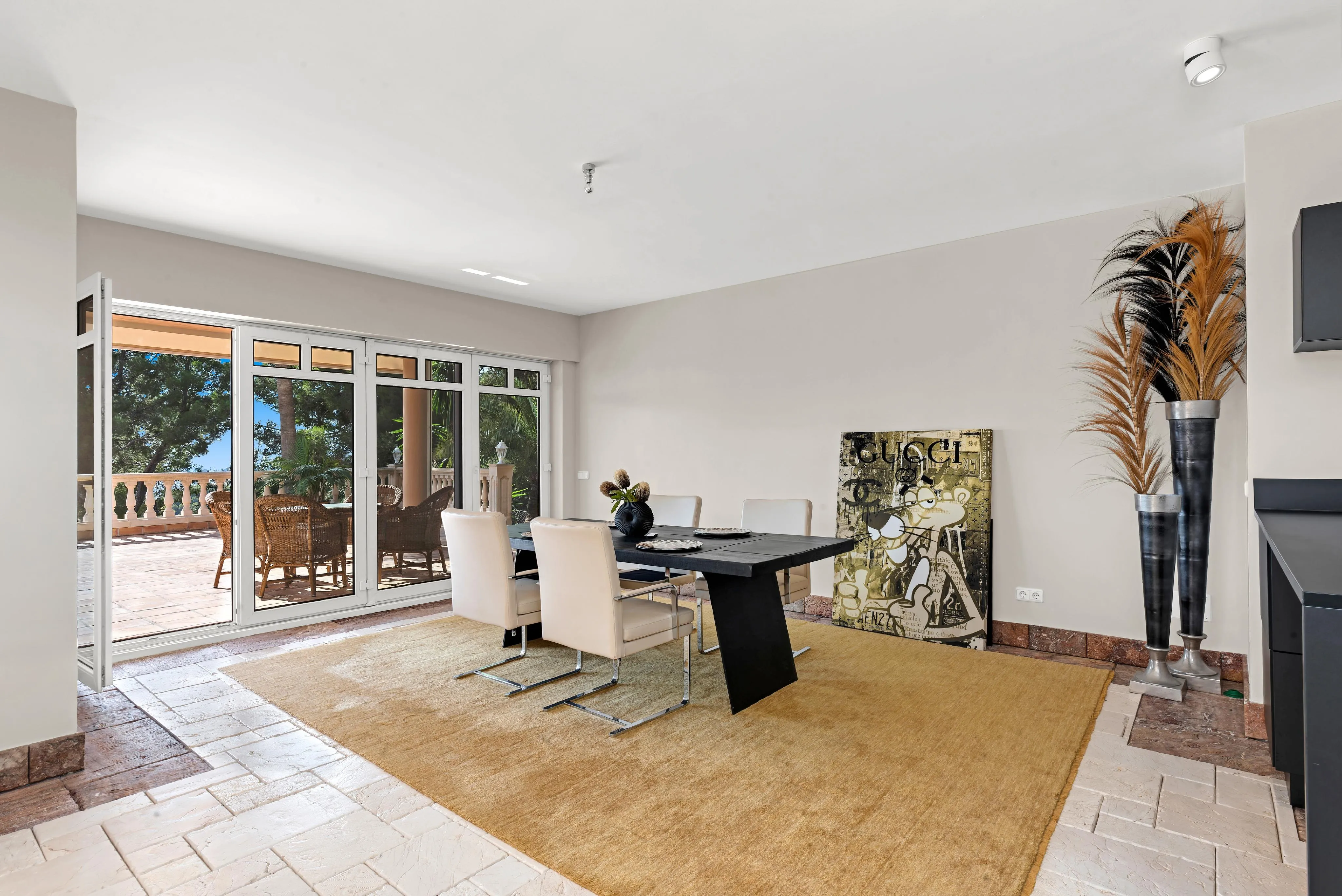 Mediterrane villa met zeezicht op een verhoogde locatie in Paguera-10