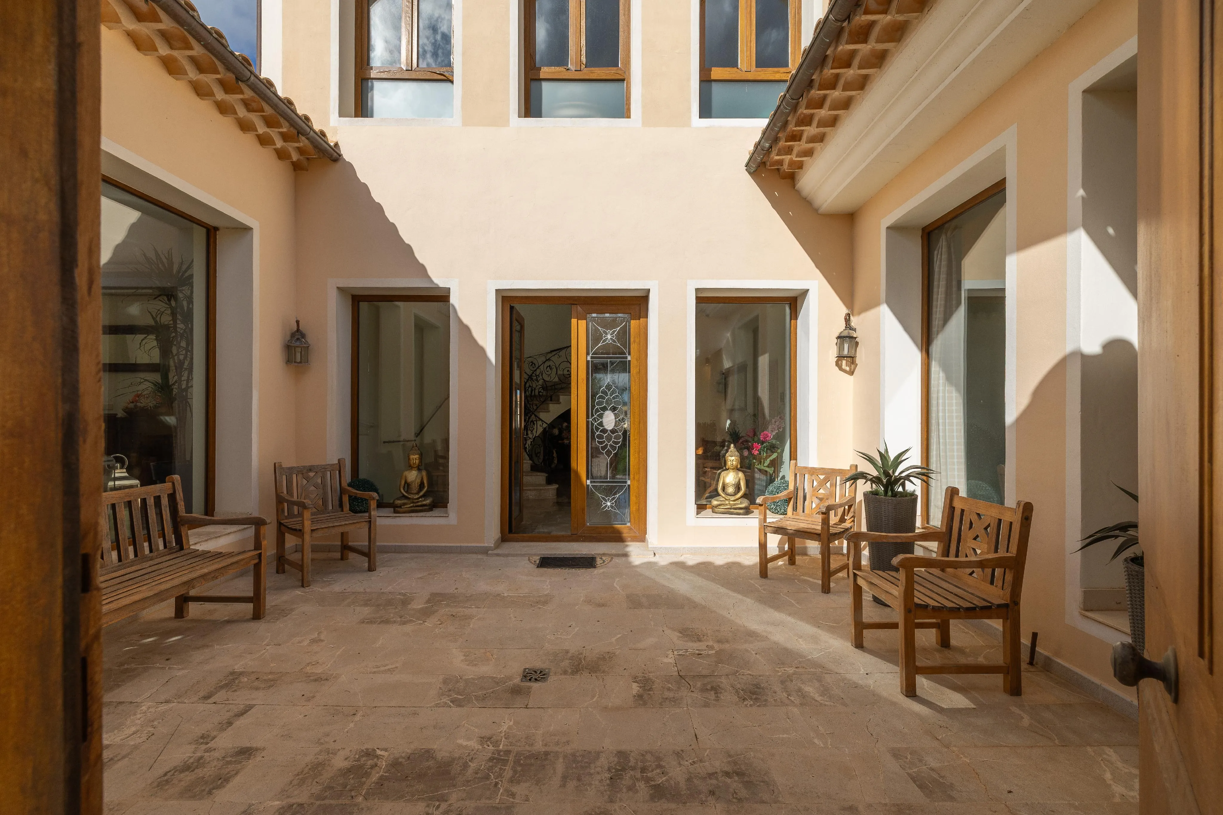 Una finca de amplitud y luz en Santa María-9