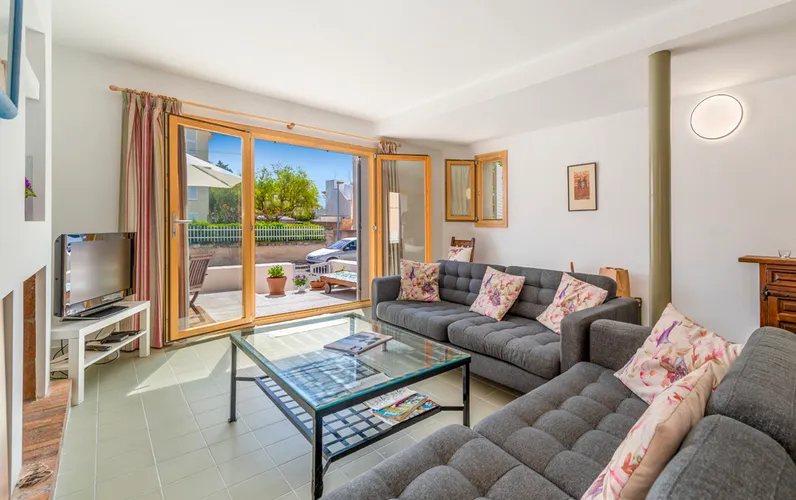 Casa moderna e indipendente a due passi dalla spiaggia