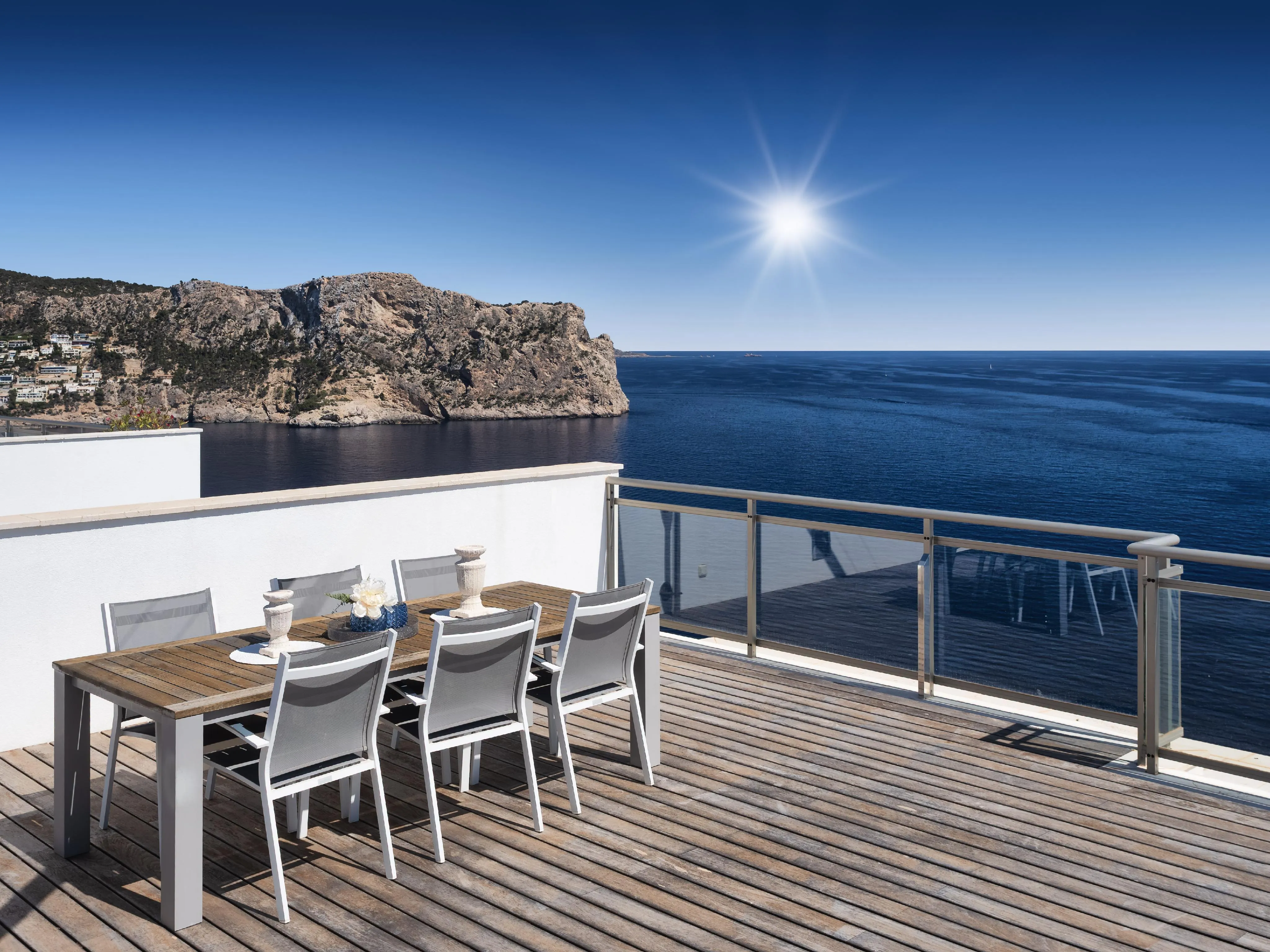 Penthouse moderne avec vue spectaculaire à 360° sur la mer-7