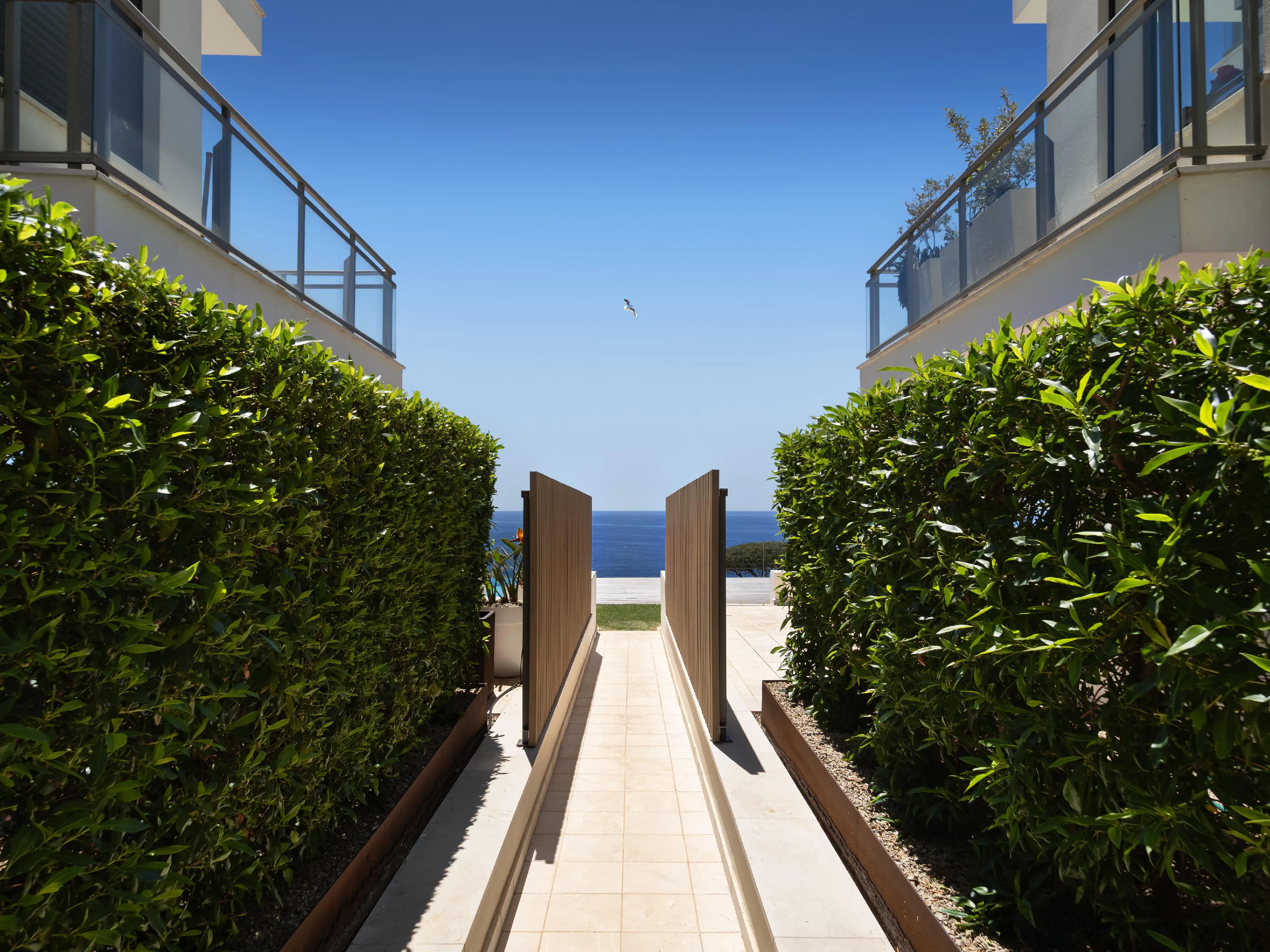 Modern penthouse met spectaculair 360° uitzicht op zee-15