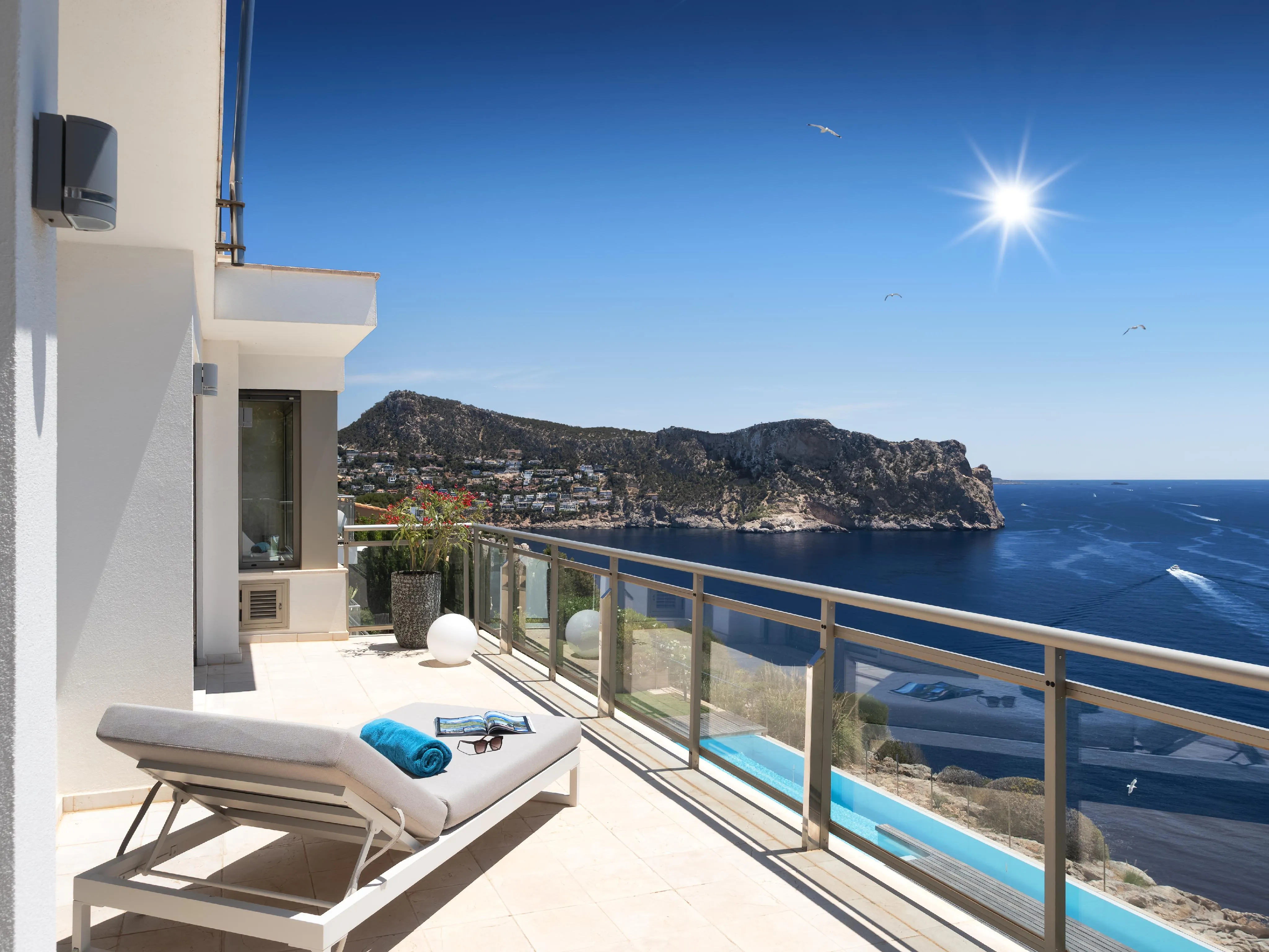 Modern penthouse met spectaculair 360° uitzicht op zee-2