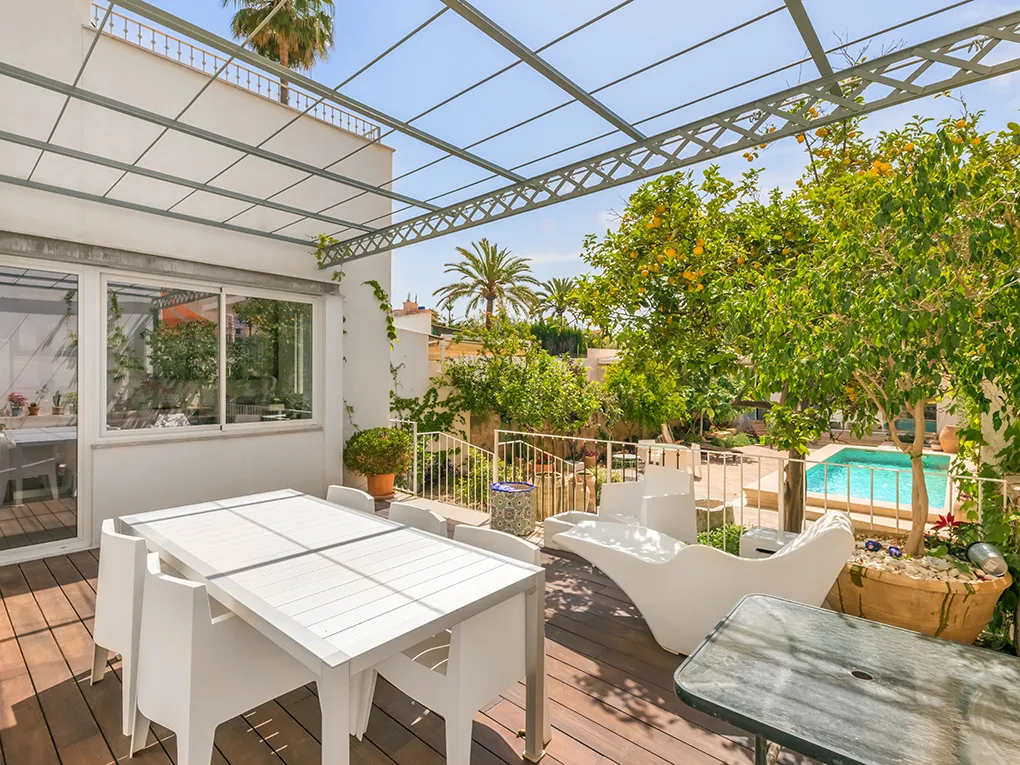 Spectaculair topklasse huis met tuin en zwembad in Ciudad Jardin - Palma de Mallorca-2