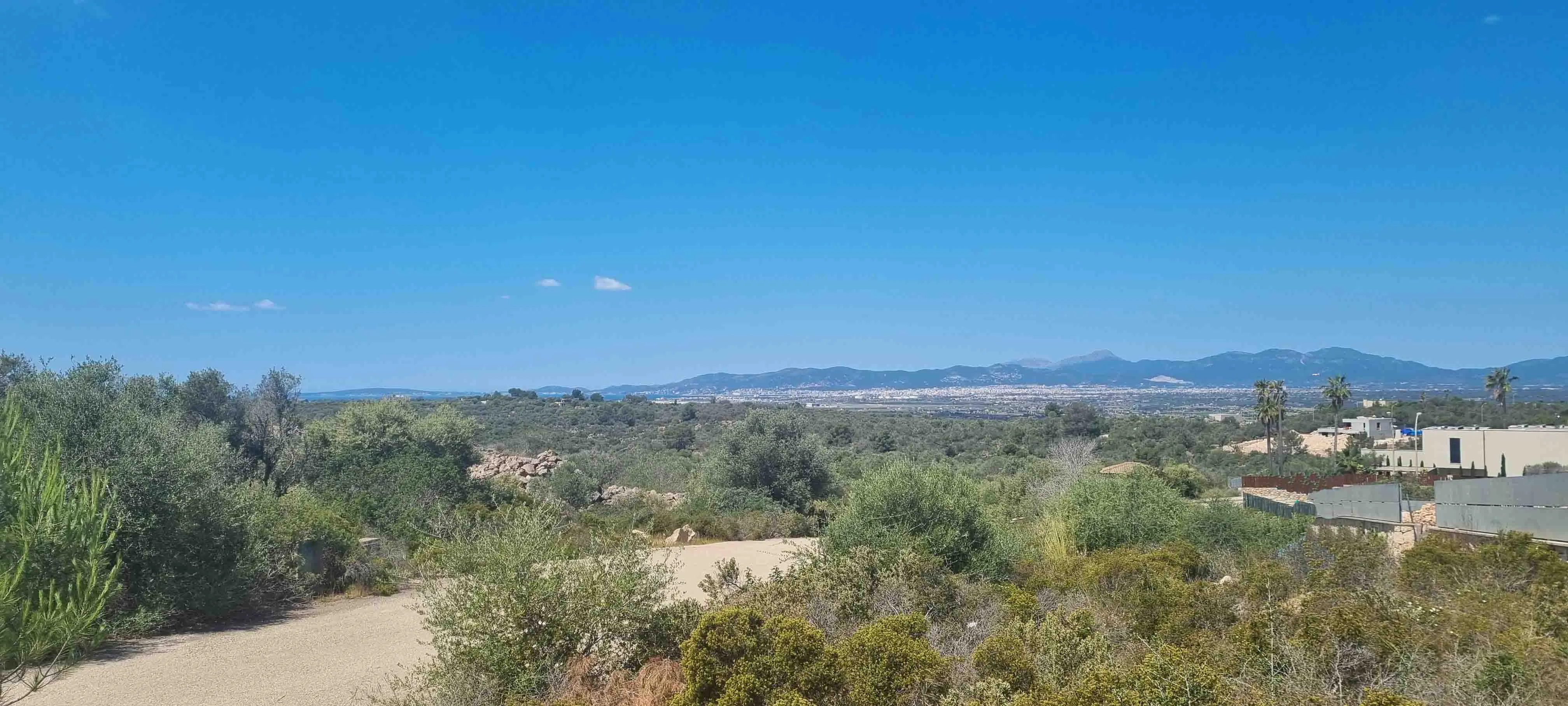 Proprietà rustica con vista sul mare-2