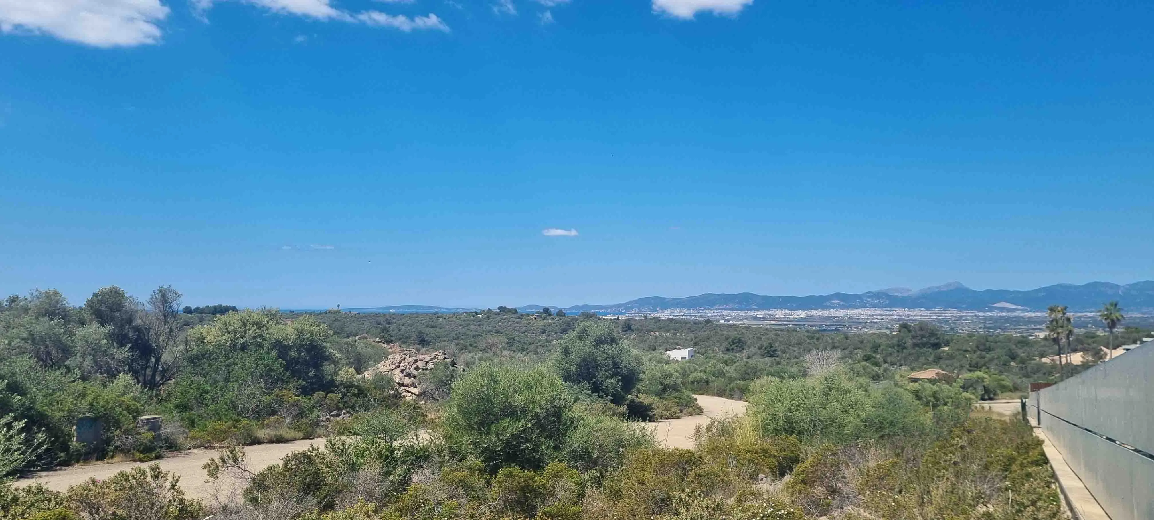 Proprietà rustica con vista sul mare-3