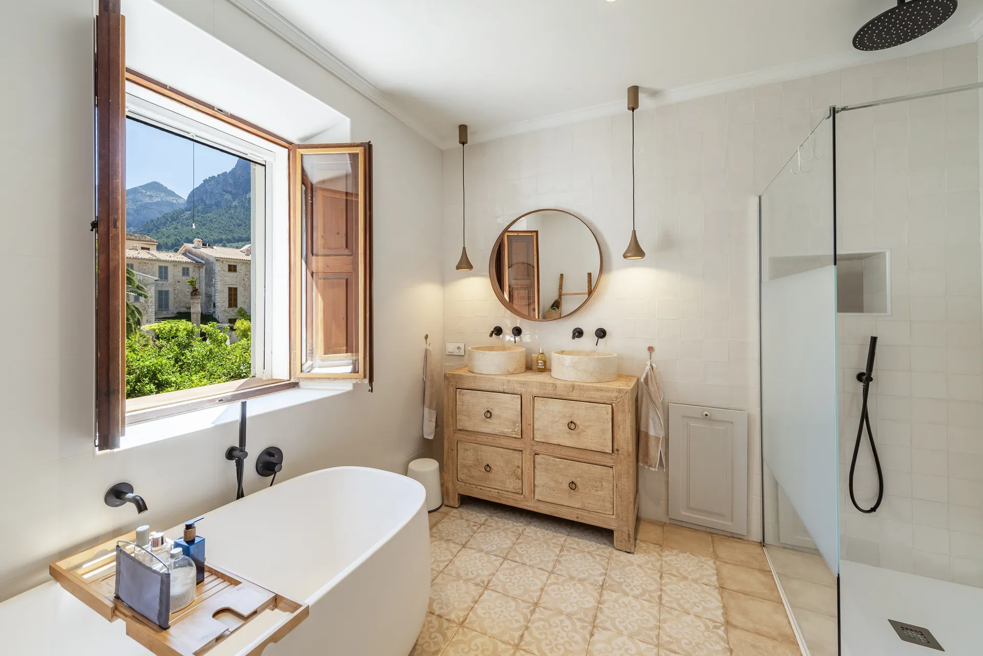 Charming townhouse in the heart of Sóller - Stylishly restored with mountain views-22