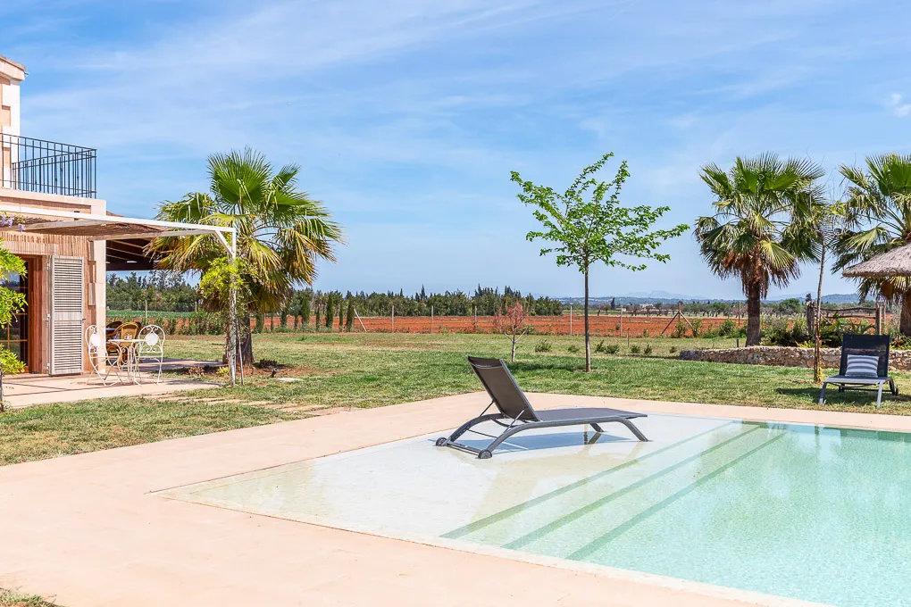impressionant casa de camp amb piscina prop de Llubi-5