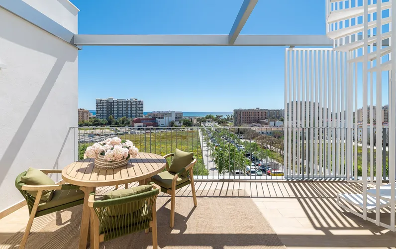 Penthouse exclusif avec vue sur la mer dans un emplacement de choix
