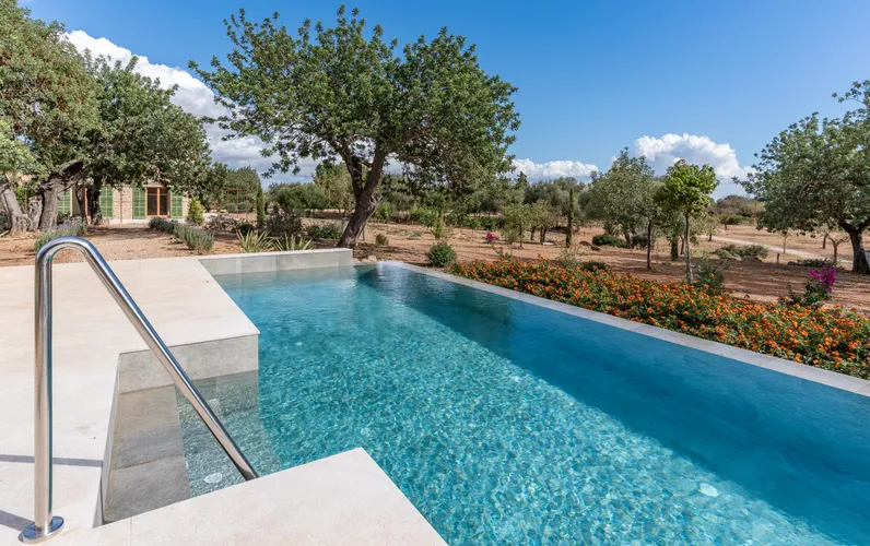 Espectacular finca de obra nueva en Alaró