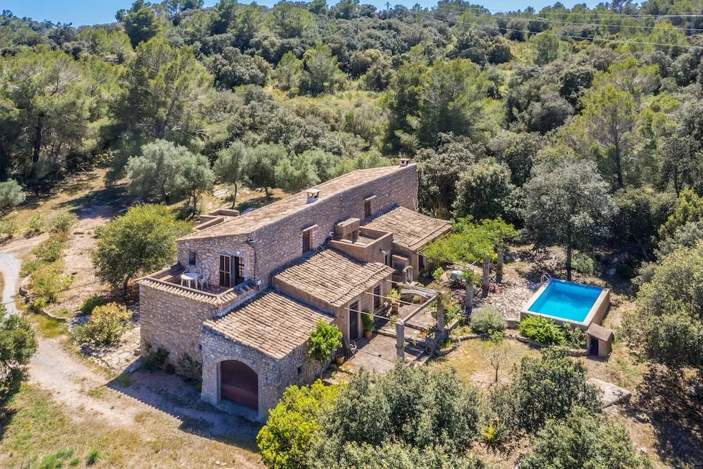 Historisk finca med to boligenheder-12