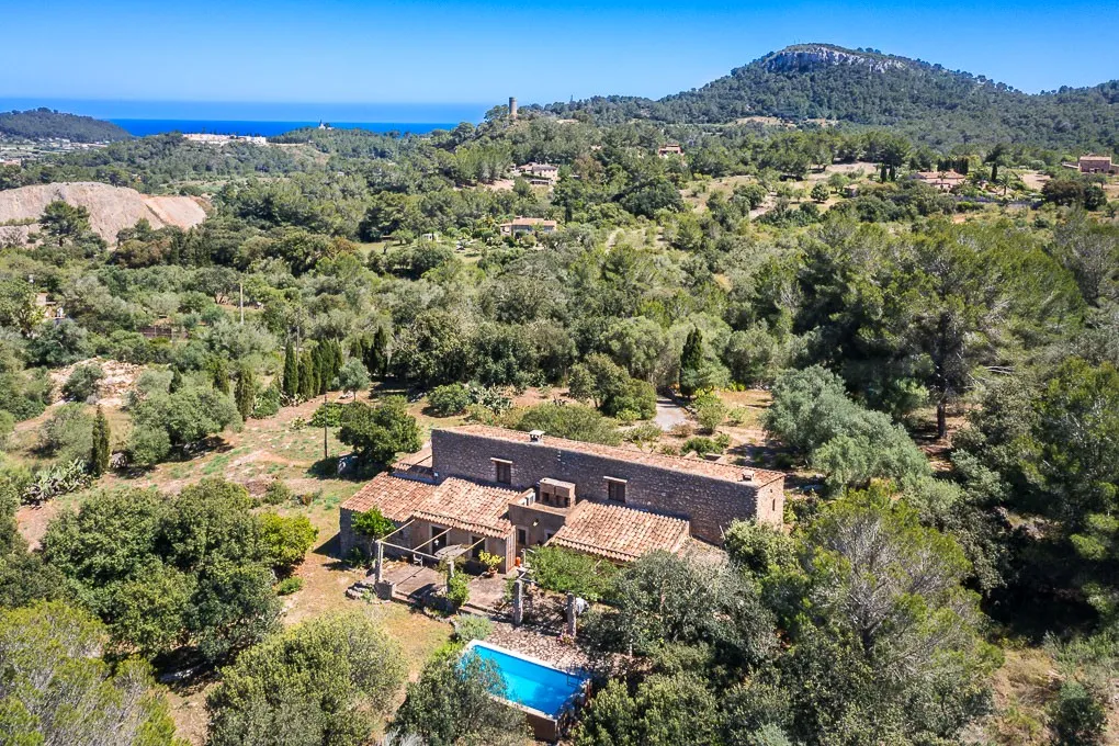 Historisk finca med to boligenheder-1