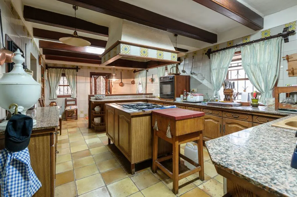 Storslået landejendom tæt på Pollensa-10