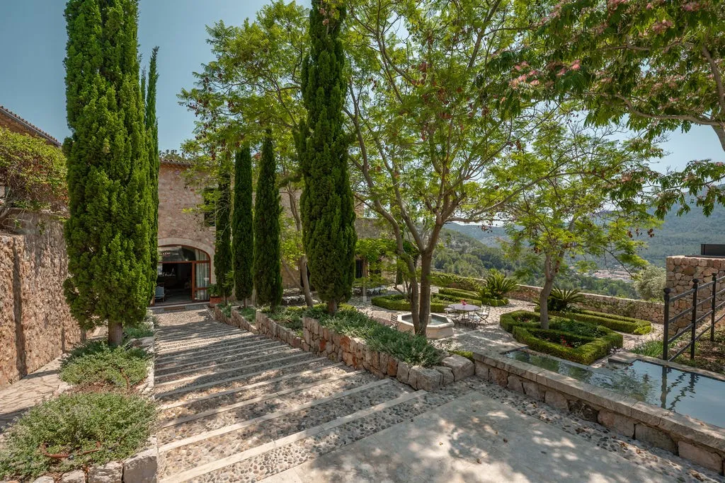 Impressive Majorcan country manor house-14